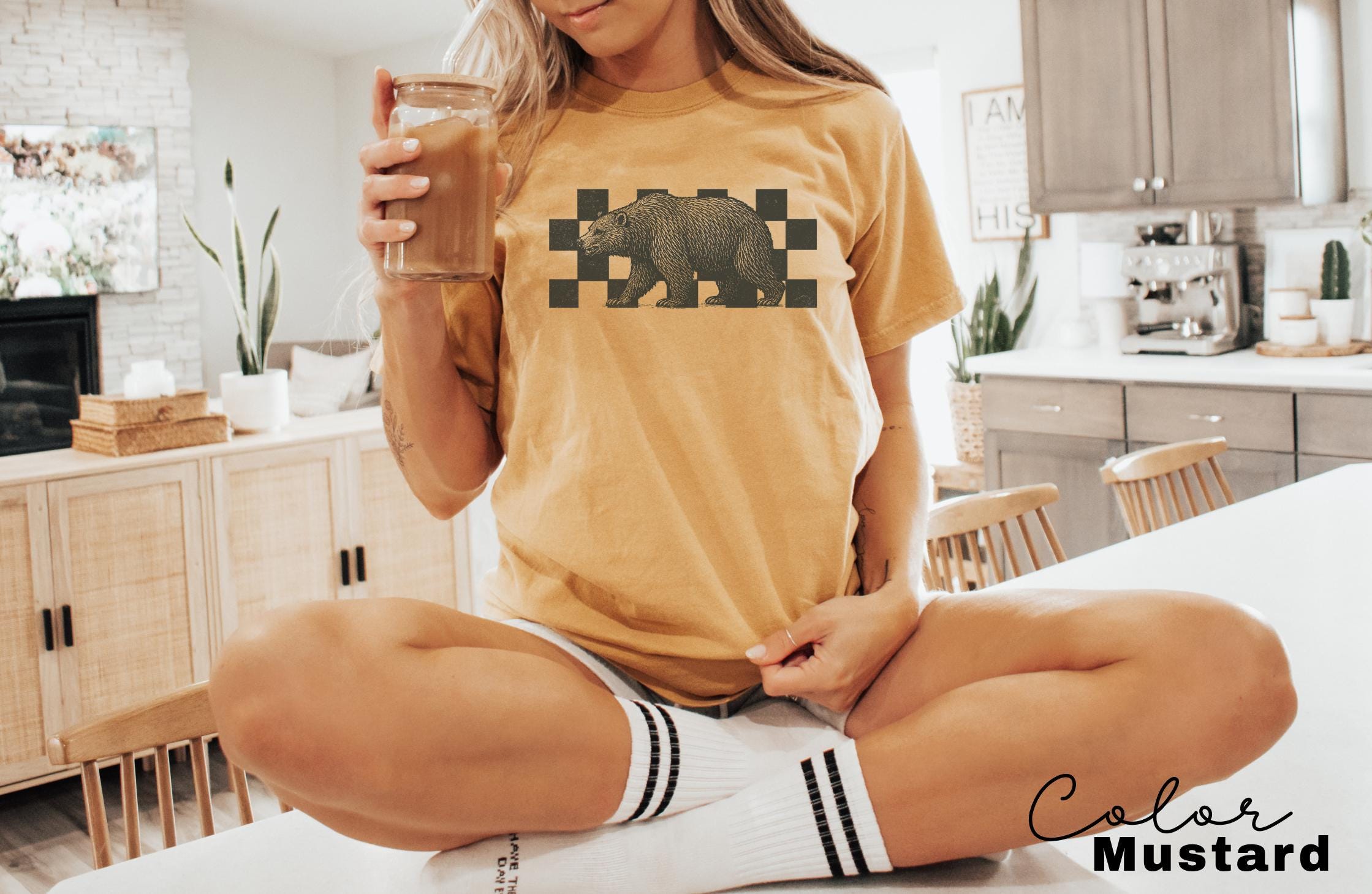 Retro Grizzly Bear Shirt, North American Wildlife Vintage 90s Unisex T-shirt, Nature Shirt, National Parks, Camping Tee, Forestcore, Hiking