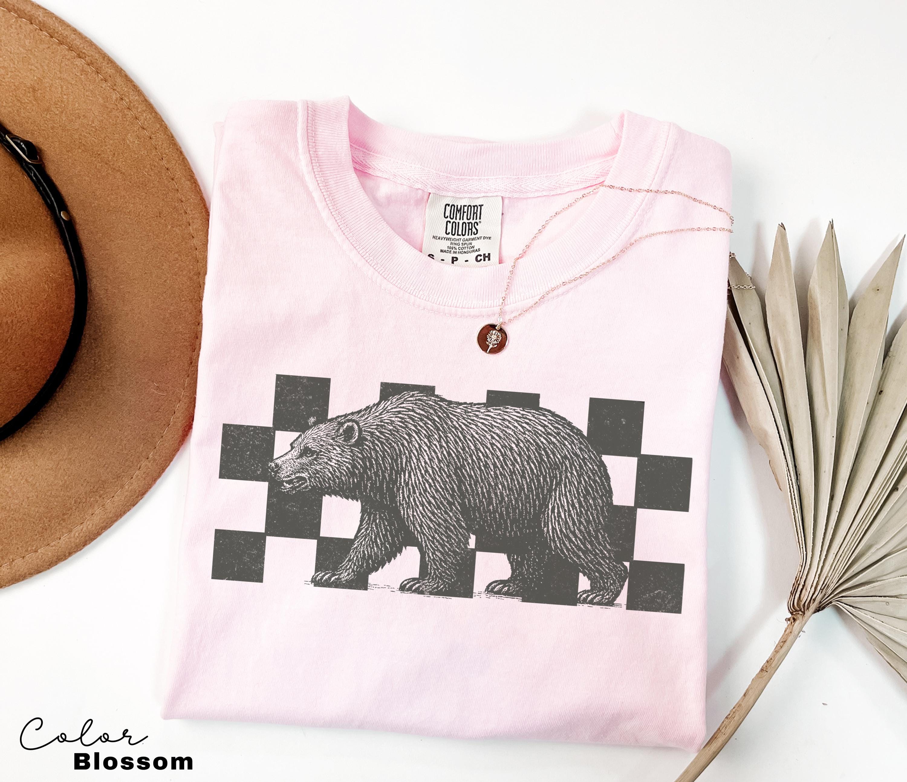 Retro Grizzly Bear Shirt, North American Wildlife Vintage 90s Unisex T-shirt, Nature Shirt, National Parks, Camping Tee, Forestcore, Hiking
