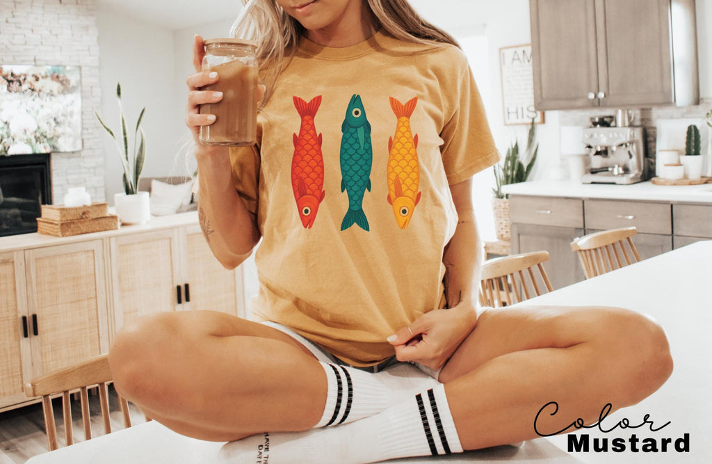 Fish Shirt, 90s Shirt Tomato Girl Tee Ocean Oversized Trendy Graphic Tshirt Summer Coastal Grandma Fisherman Aesthetic Colorful Fish