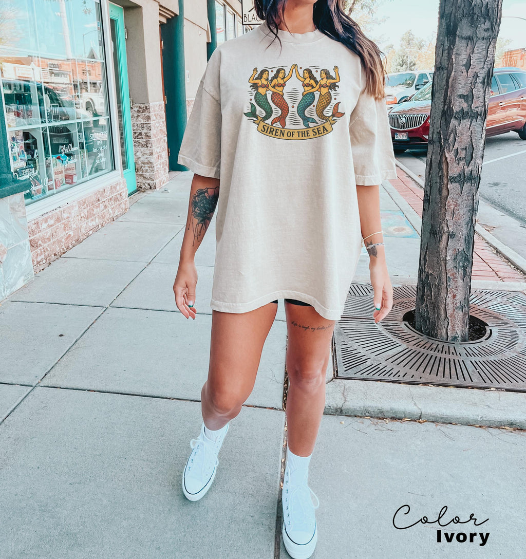 Retro Mermaid Shirt, 90s Retro Tshirt, La Dolce Vita TShirt, Amalfi Fisherman Aesthetic, Oversized Comfort Colors Shirt, Summer Beach Tee