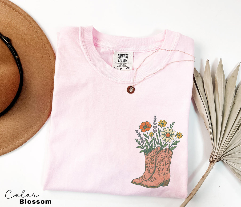Cowgirl Boots Wildflowers Shirt, Retro Western Graphic Tee, Comfort Colors Country Girl T-Shirt, Rodeo Outfit, Gift for Her, Country Farm