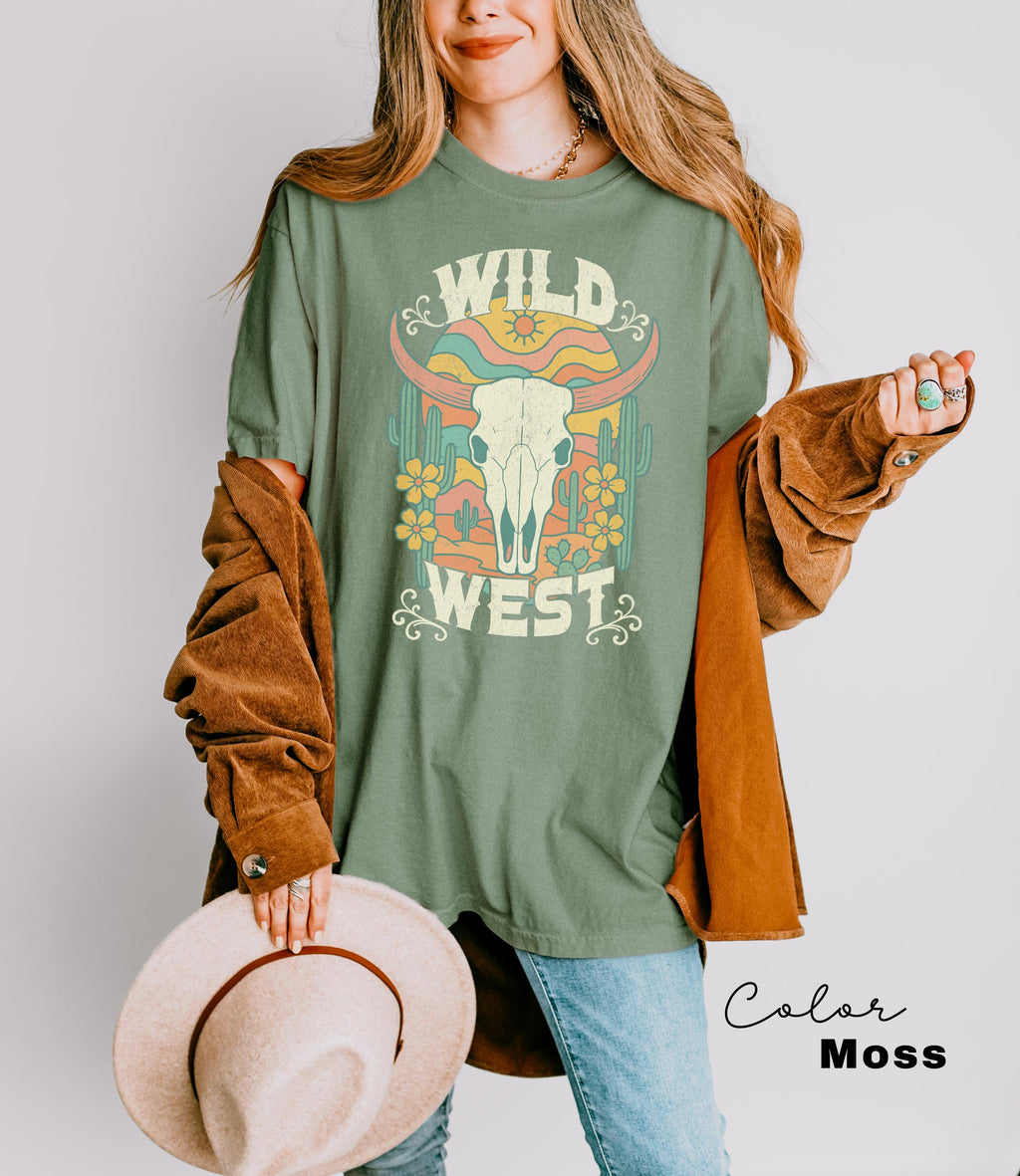 Wild West Bull Skull Shirt, Retro Western Desert Graphic Tee, Comfort Colors Cowgirl T-Shirt, Country Concert Outfit, Gift for Her,