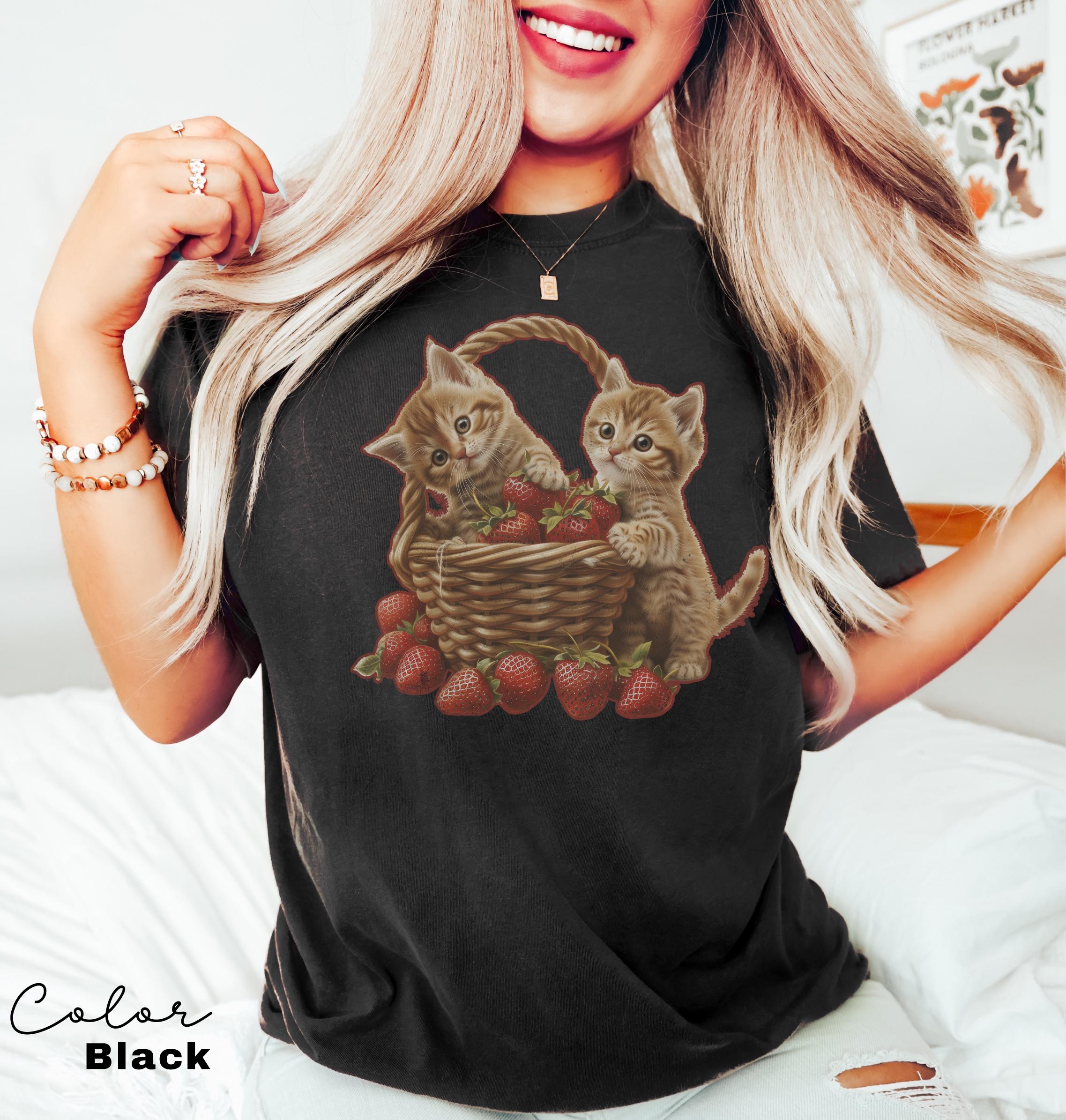 Strawberry Kittens Shirt, Summer Strawberry Shirt, Retro Style Cat Graphic Tee, Cute Comfort Colors, Cottagecore Shirt, Gift for Cat Lovers