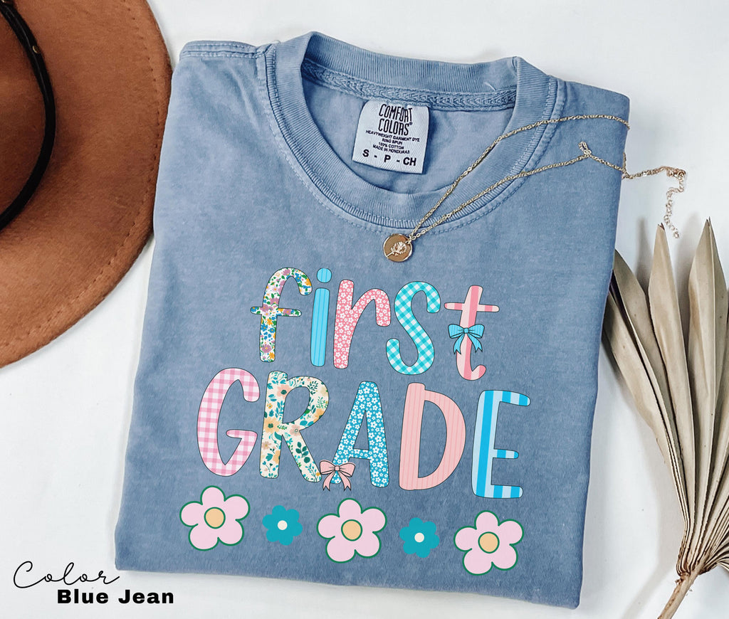Comfort Colors First Grade Teacher Shirt, Back to School 1st Grade Tee, Teacher Appreciation Gift, Cute Elementary School T-shirt, Coquette
