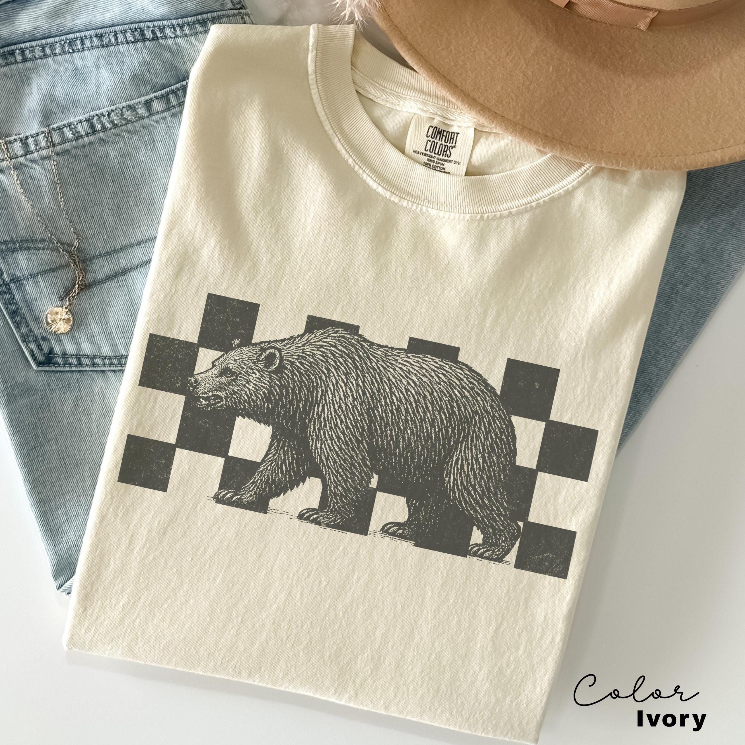 Retro Grizzly Bear Shirt, North American Wildlife Vintage 90s Unisex T-shirt, Nature Shirt, National Parks, Camping Tee, Forestcore, Hiking