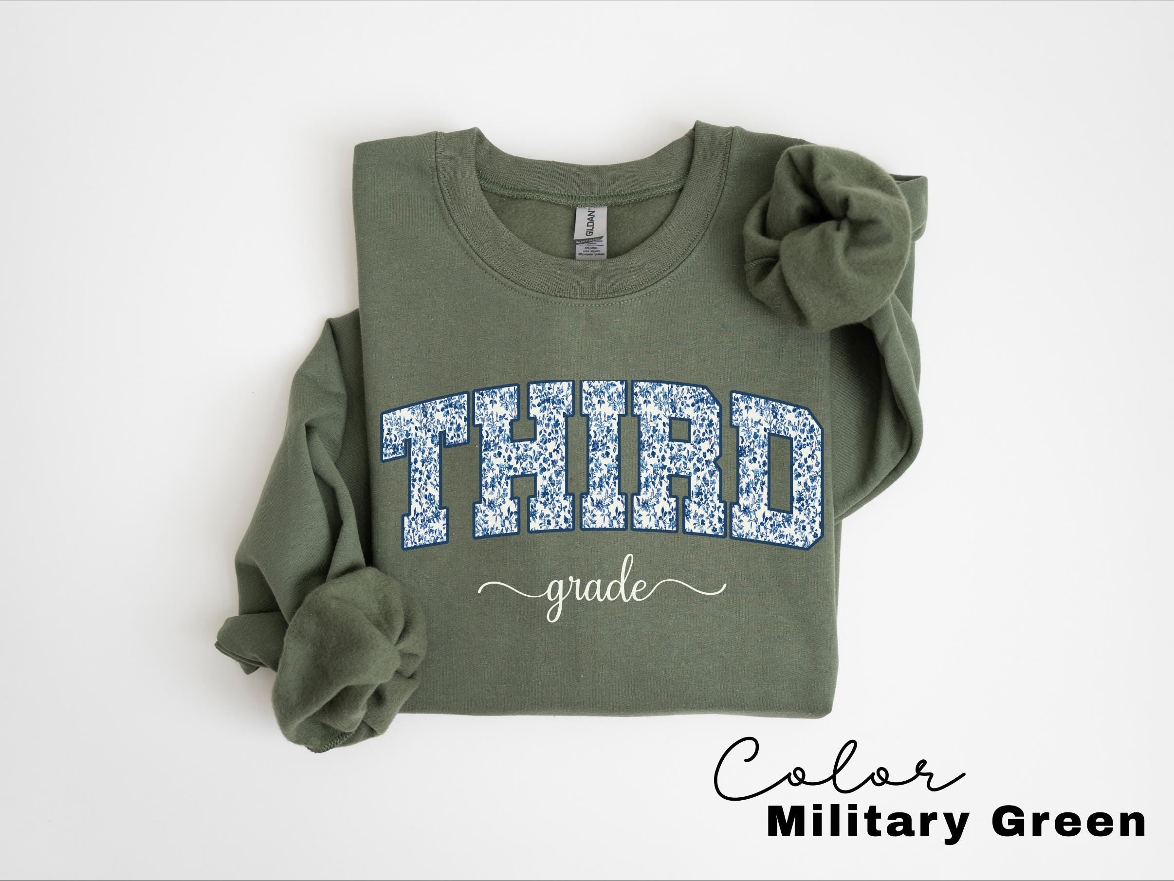 Third Grade Teacher Sweatshirt, Back to School 3rd Grade , Teacher Appreciation Gift, Cute Elementary School Crewneck, Crew Squad, Coquette