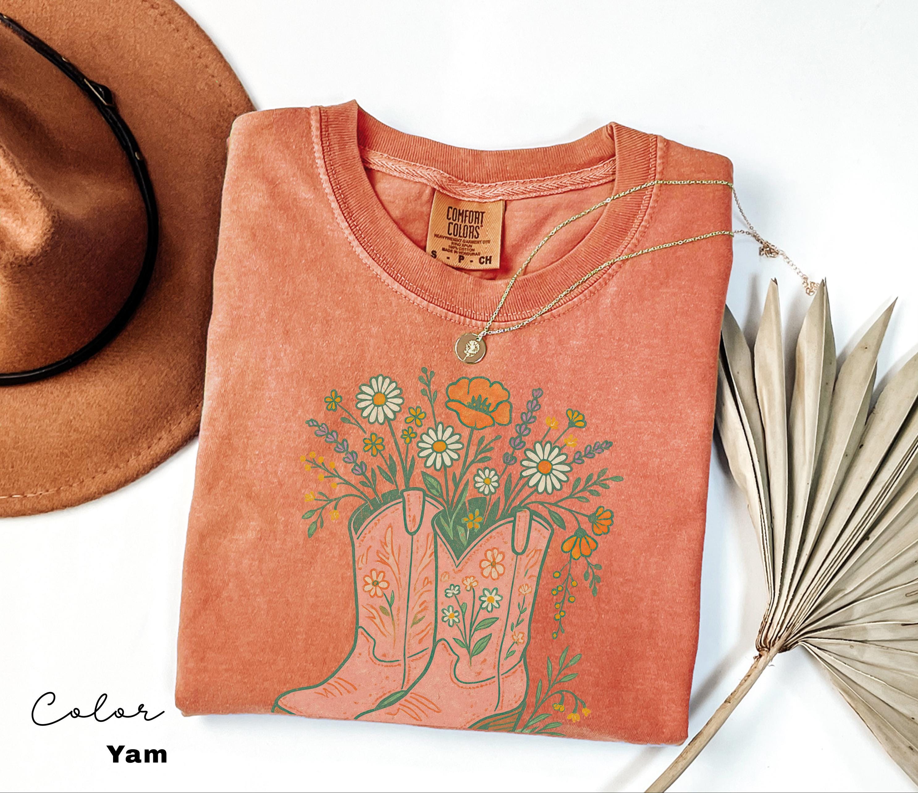 Cowgirl Boots Wildflowers Shirt, Retro Western Graphic Tee, Comfort Colors Country Girl T-Shirt, Rodeo Outfit, Gift for Her, Country Farm