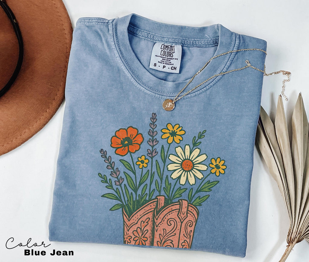 Cowgirl Boots Wildflowers Shirt, Retro Western Graphic Tee, Comfort Colors Country Girl T-Shirt, Rodeo Outfit, Gift for Her, Country Farm