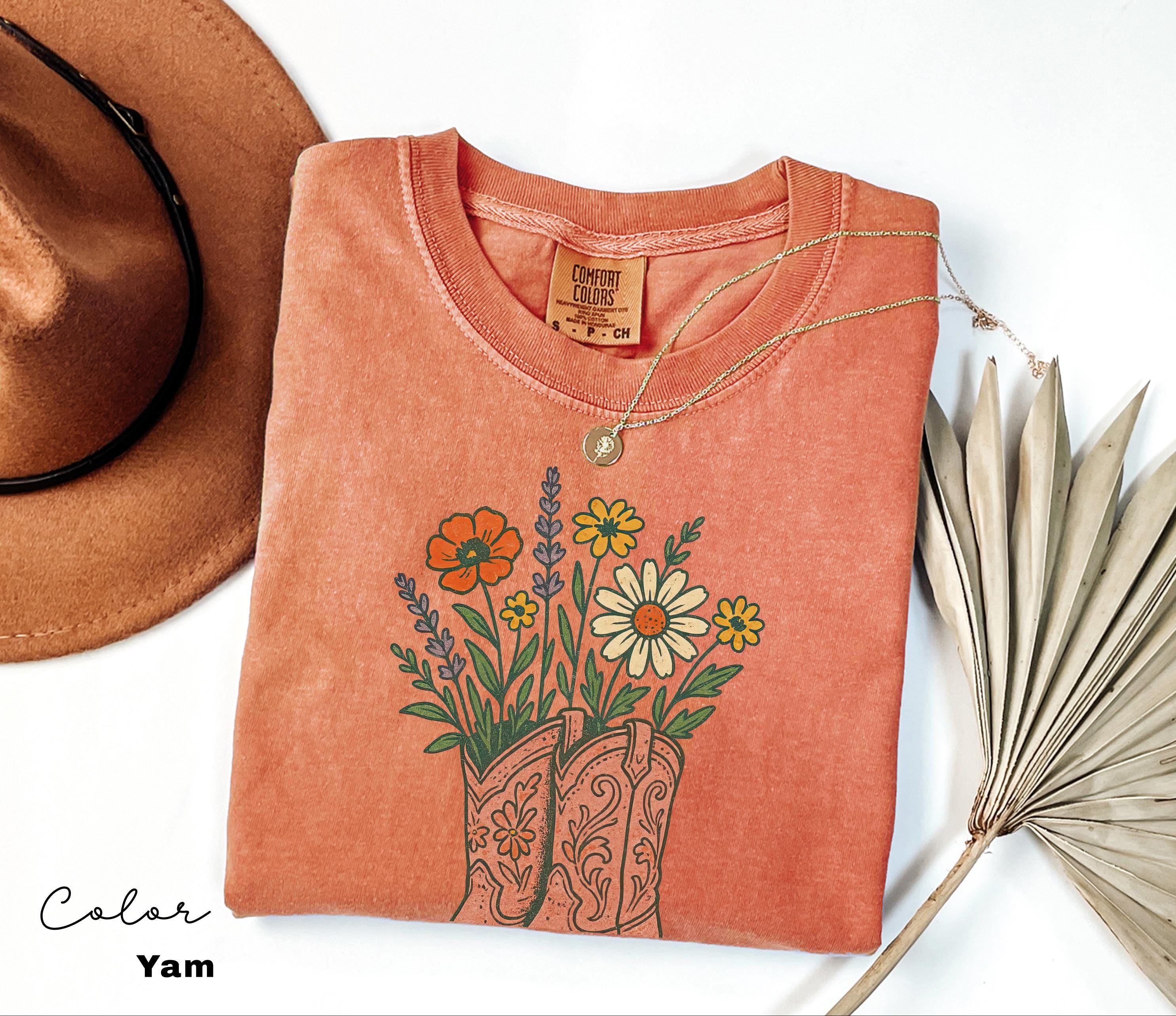 Cowgirl Boots Wildflowers Shirt, Retro Western Graphic Tee, Comfort Colors Country Girl T-Shirt, Rodeo Outfit, Gift for Her, Country Farm