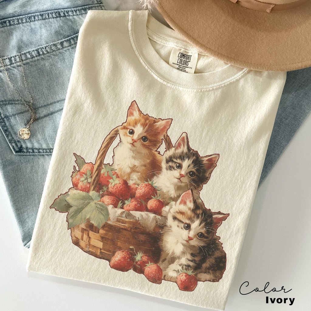 Strawberry Kittens Shirt, Summer Strawberry Shirt, Retro Style Cat Graphic Tee, Cute Comfort Colors, Cottagecore Shirt, Gift for Cat Lovers
