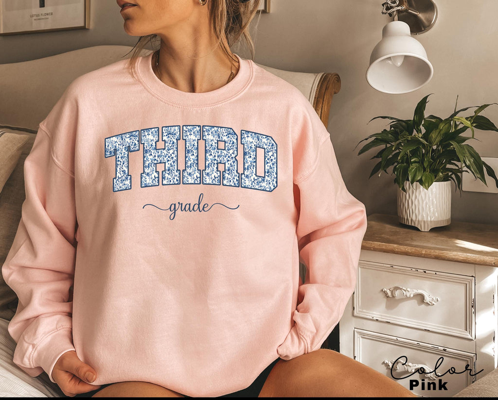 Third Grade Teacher Sweatshirt, Back to School 3rd Grade , Teacher Appreciation Gift, Cute Elementary School Crewneck, Crew Squad, Coquette