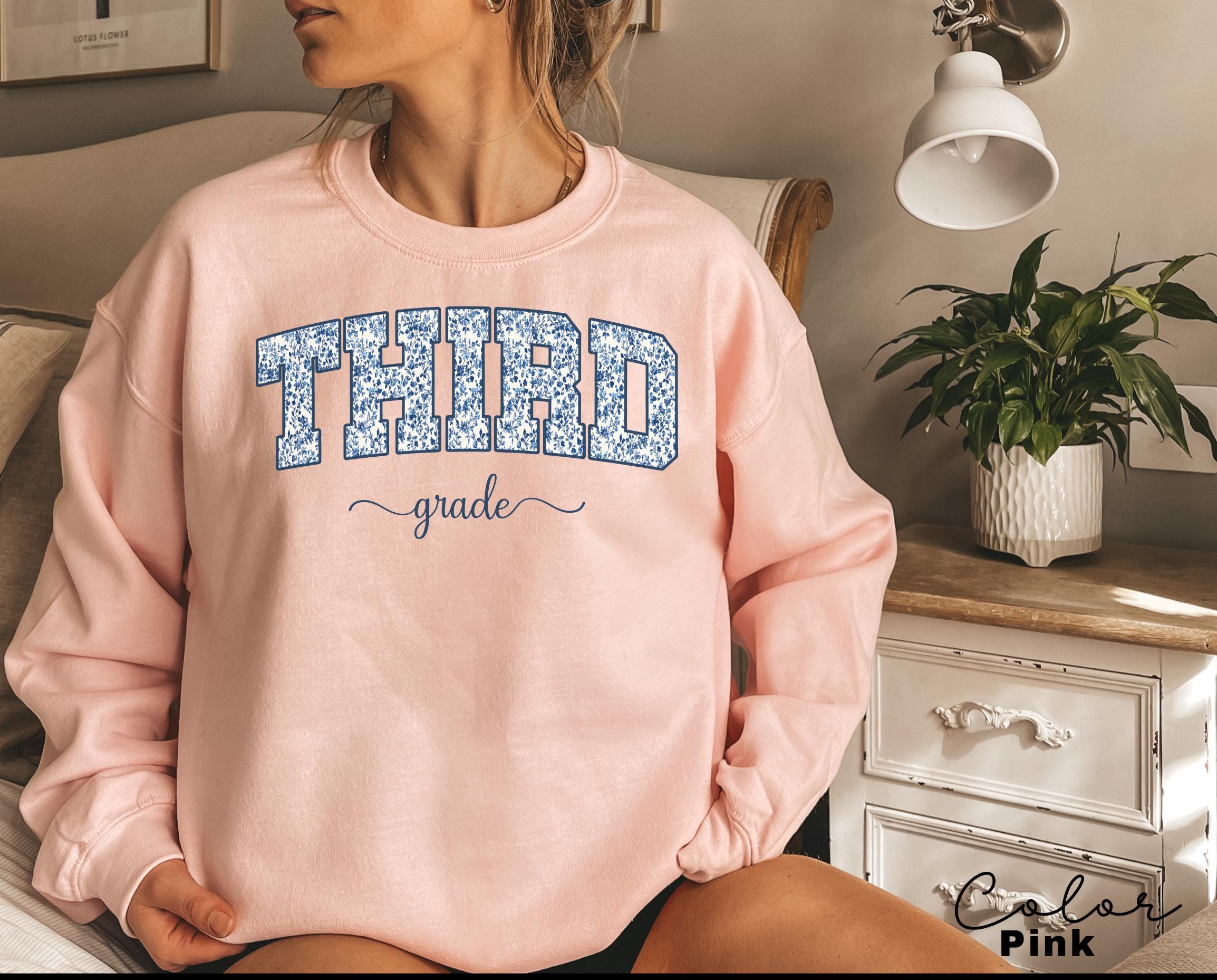 Third Grade Teacher Sweatshirt, Back to School 3rd Grade , Teacher Appreciation Gift, Cute Elementary School Crewneck, Crew Squad, Coquette