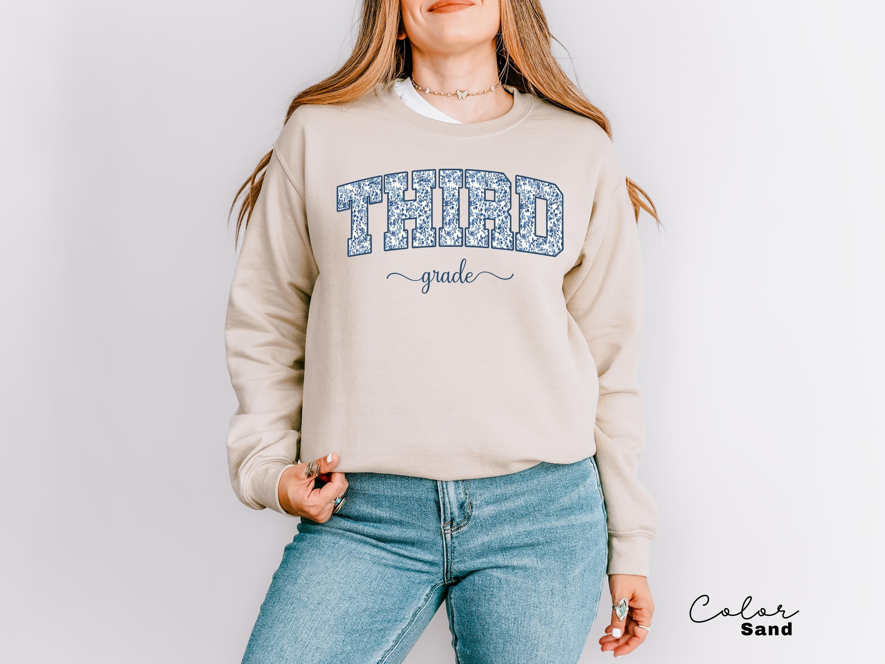 Third Grade Teacher Sweatshirt, Back to School 3rd Grade , Teacher Appreciation Gift, Cute Elementary School Crewneck, Crew Squad, Coquette