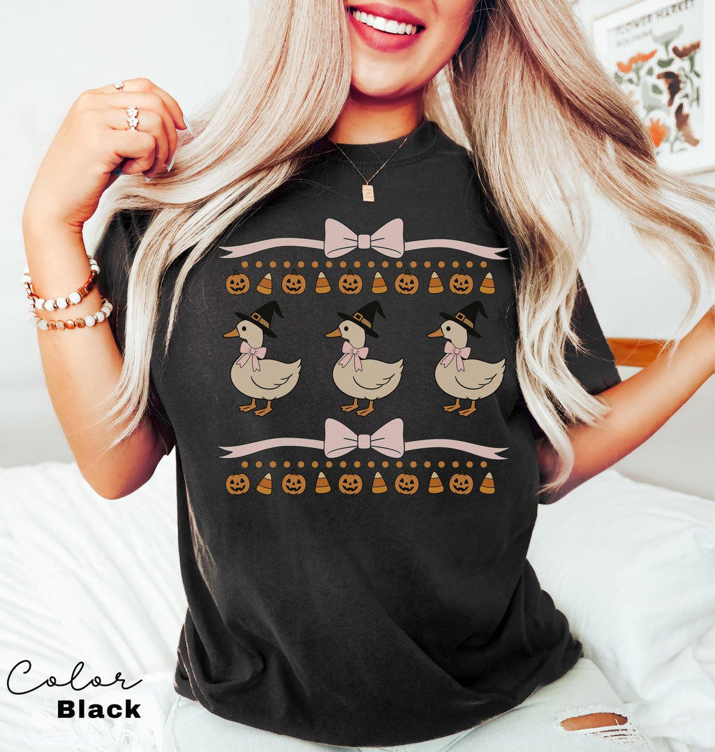 Halloween Coquette Goose Bow Shirt, Retro Goose Shirt, Cottagecore Halloween, Witch Goose, Funny Goose Tee, Trendy Halloween Gift,