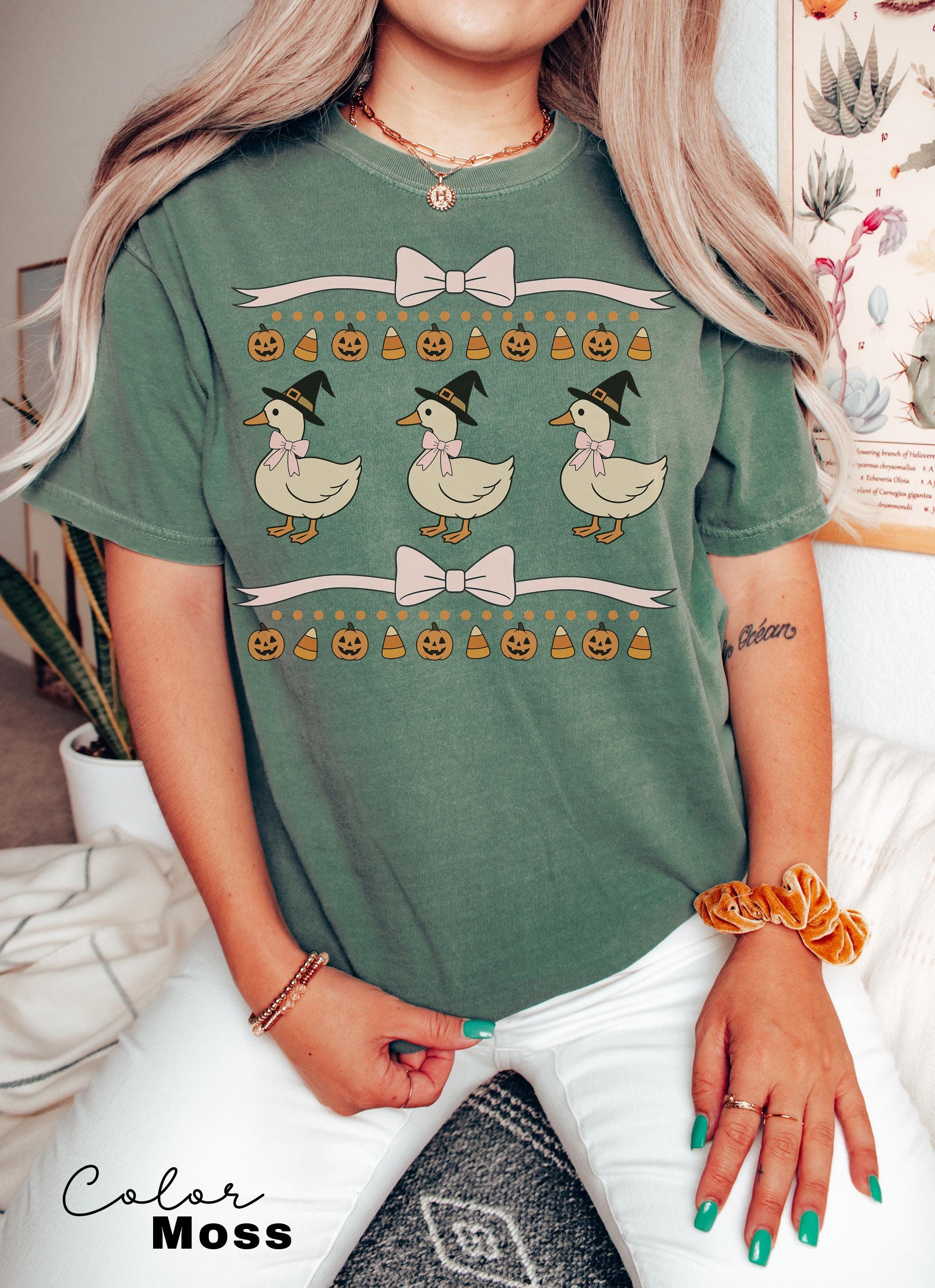 Halloween Coquette Goose Bow Shirt, Retro Goose Shirt, Cottagecore Halloween, Witch Goose, Funny Goose Tee, Trendy Halloween Gift,