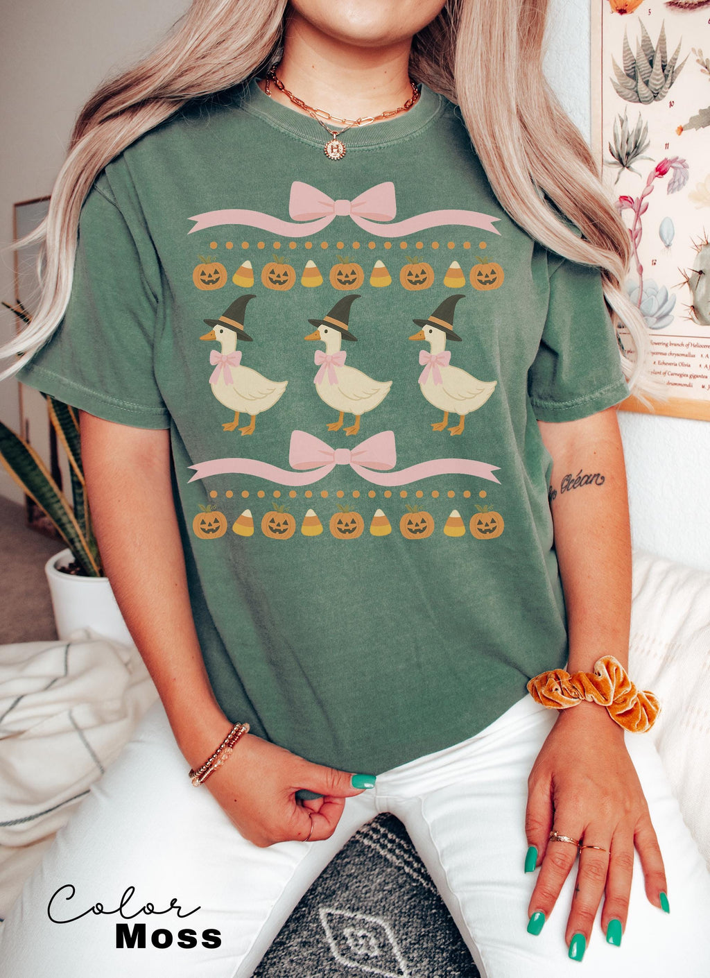 Halloween Coquette Goose Bow Shirt, Retro Goose Shirt, Cottagecore Halloween, Witch Goose, Funny Goose Tee, Trendy Halloween Gift,