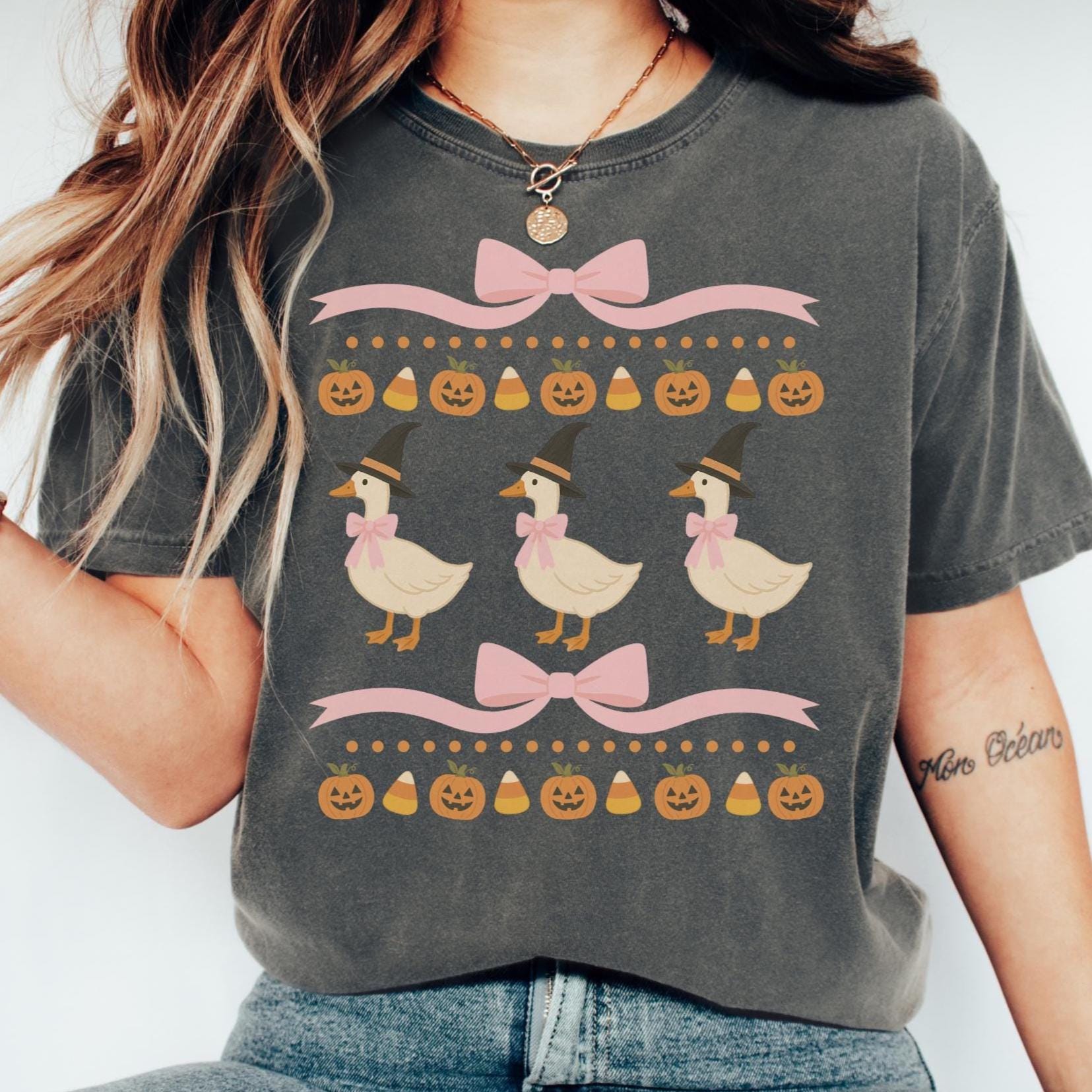 Halloween Coquette Goose Bow Shirt, Retro Goose Shirt, Cottagecore Halloween, Witch Goose, Funny Goose Tee, Trendy Halloween Gift,
