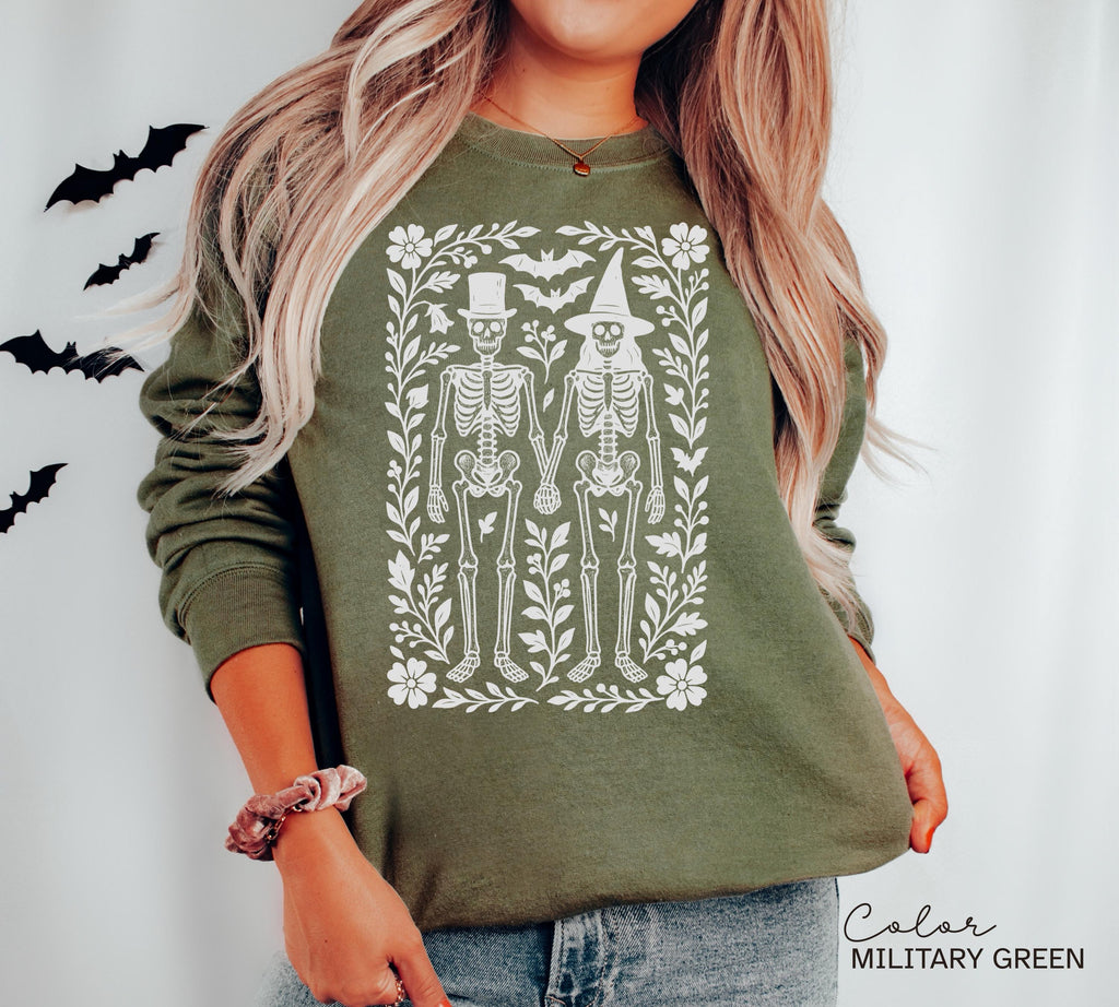 Skeleton 90s Vintage Style Sweatshirt, Retro Halloween Pullover, Skeleton Halloween Crewneck, Boho Cottagecore Halloween, Spooky Season