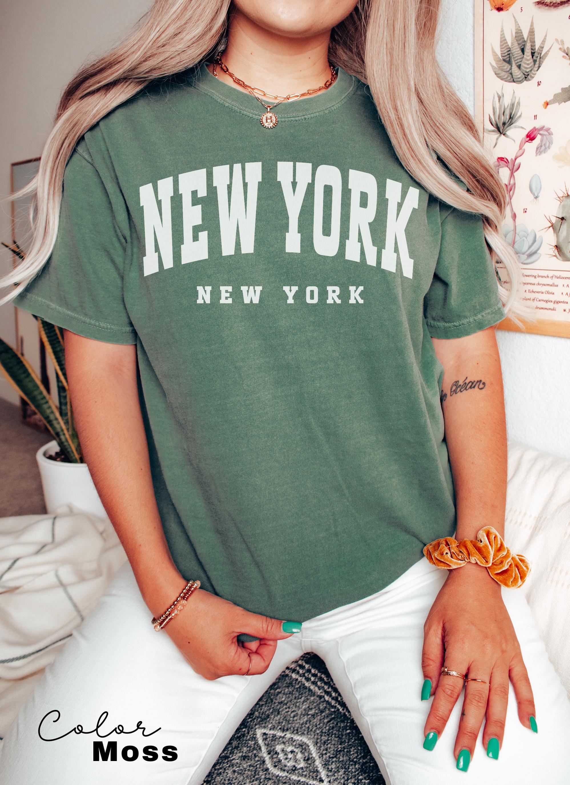 New York Shirt, NYC Shirt, Comfort Colors, Vintage Varsity Aesthetic, Trendy Travel Destination Gift, New York Tshirt, NYC, Preppy Trendy,