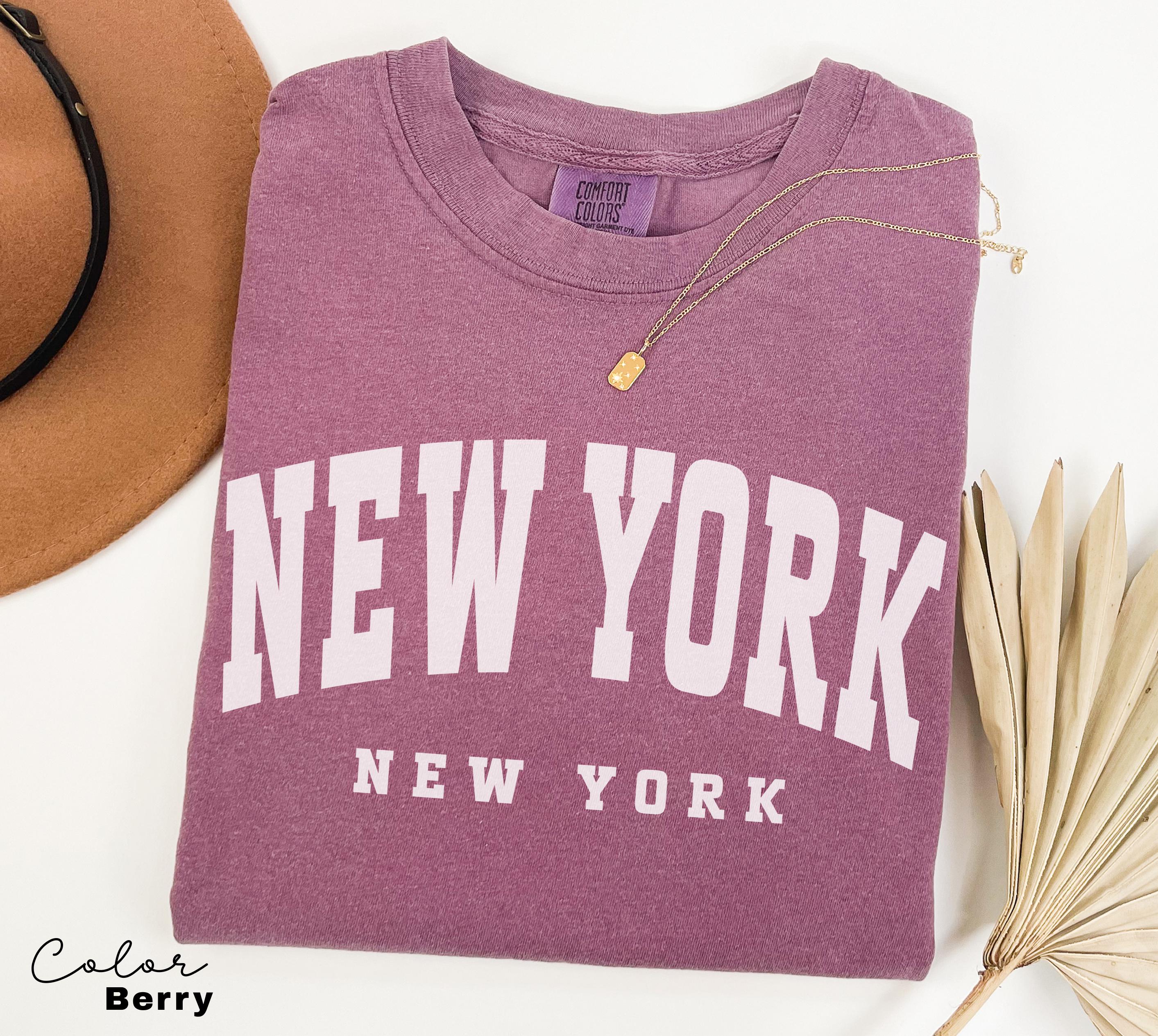 New York Shirt, NYC Shirt, Comfort Colors, Vintage Varsity Aesthetic, Trendy Travel Destination Gift, New York Tshirt, NYC, Preppy Trendy,