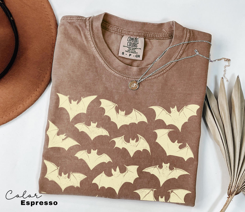 Retro Bats Halloween Shirt, 90s Style Bats T-shirt, Comfort Colors Artsy Bat Lover Gift, Retro Aesthetic Halloween Bats Shirt, Doodle Tee