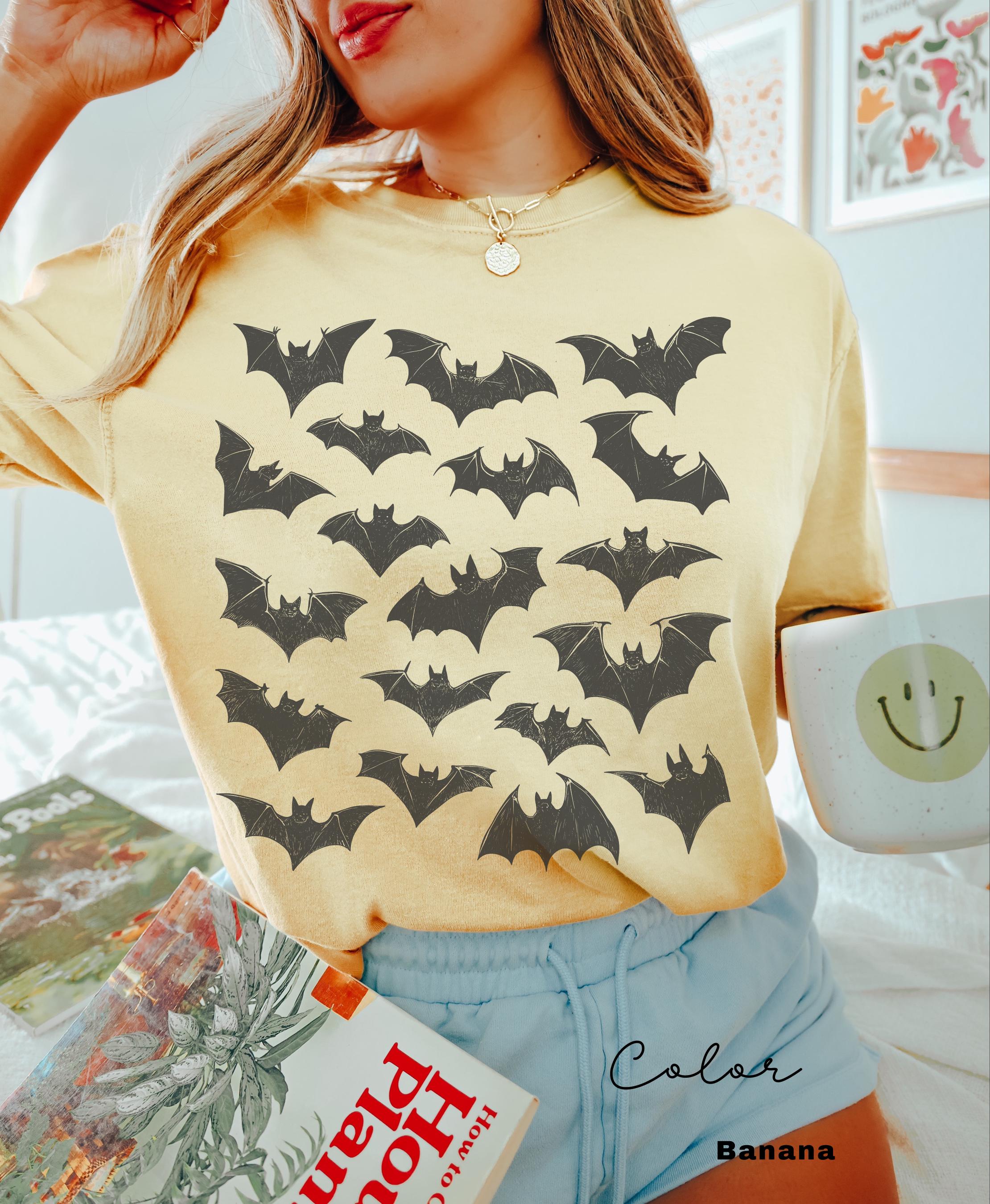 Retro Bats Halloween Shirt, 90s Style Bats T-shirt, Comfort Colors Artsy Bat Lover Gift, Retro Aesthetic Halloween Bats Shirt, Doodle Tee