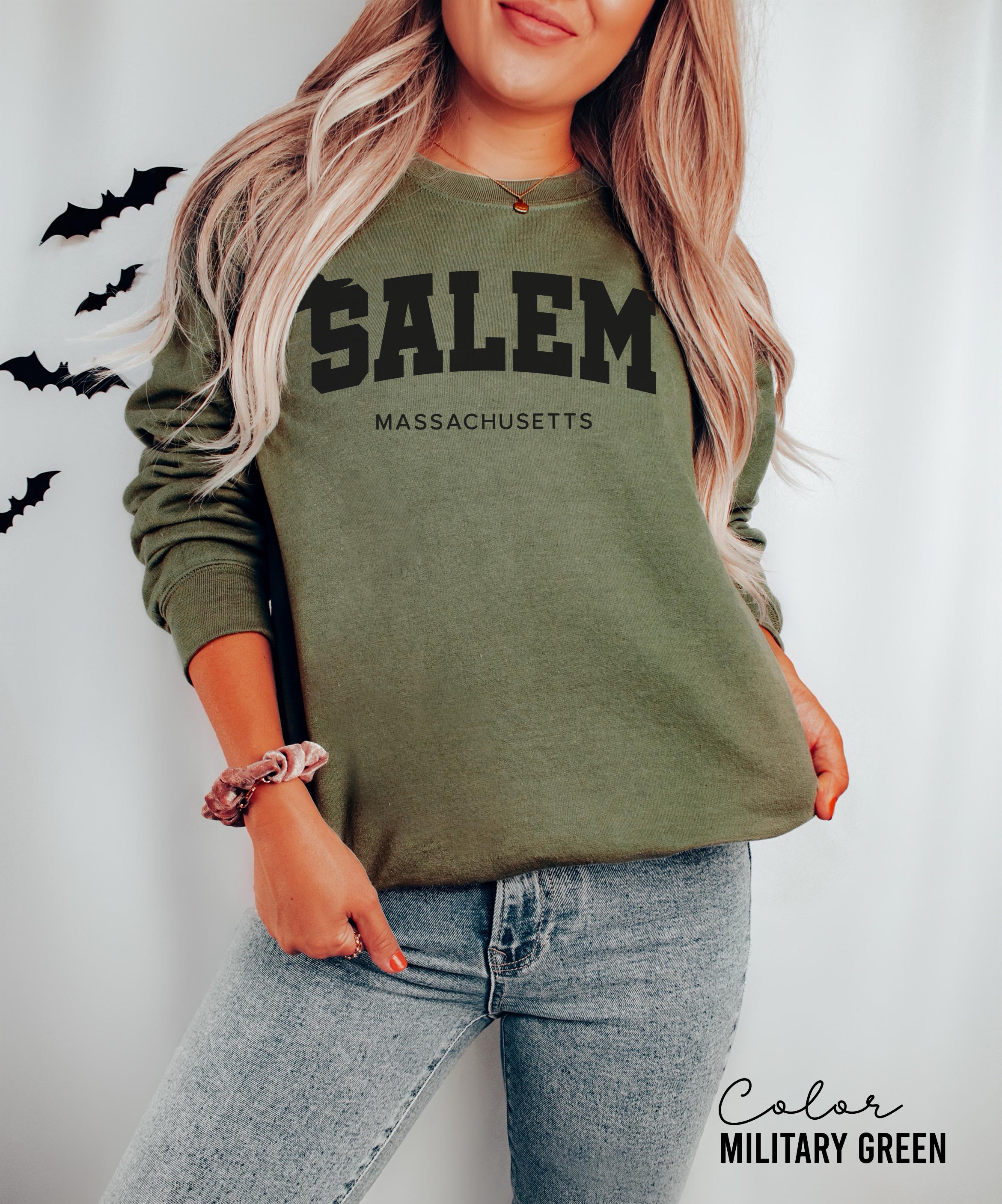 Salem Witch Halloween Sweatshirt, Salem Massachusetts, Preppy Crewneck, Spooky Season, Halloween Witch, Girls Trip Salem