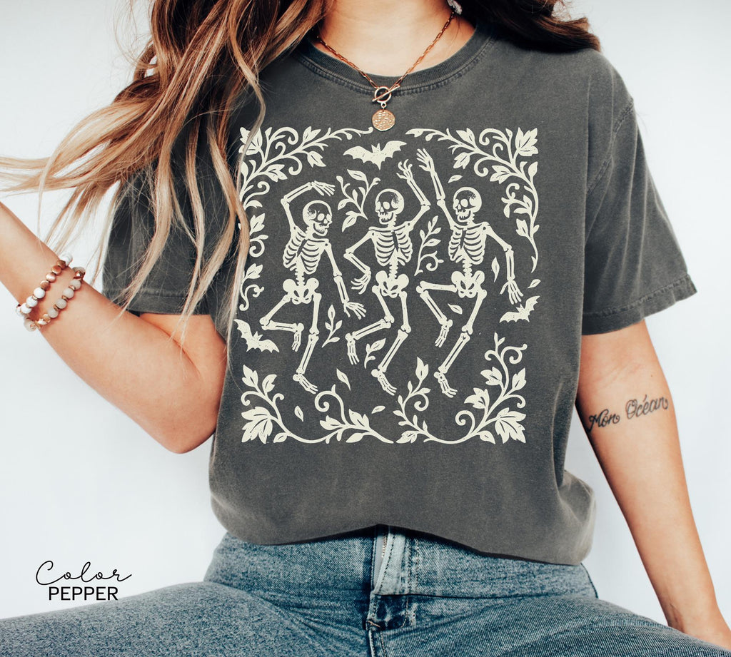 Skeleton Halloween Retro Shirt, Boho Cottagecore, Floral Halloween, Oversized, Comfort Colors, Crewneck Tee, Halloween Party, Spooky