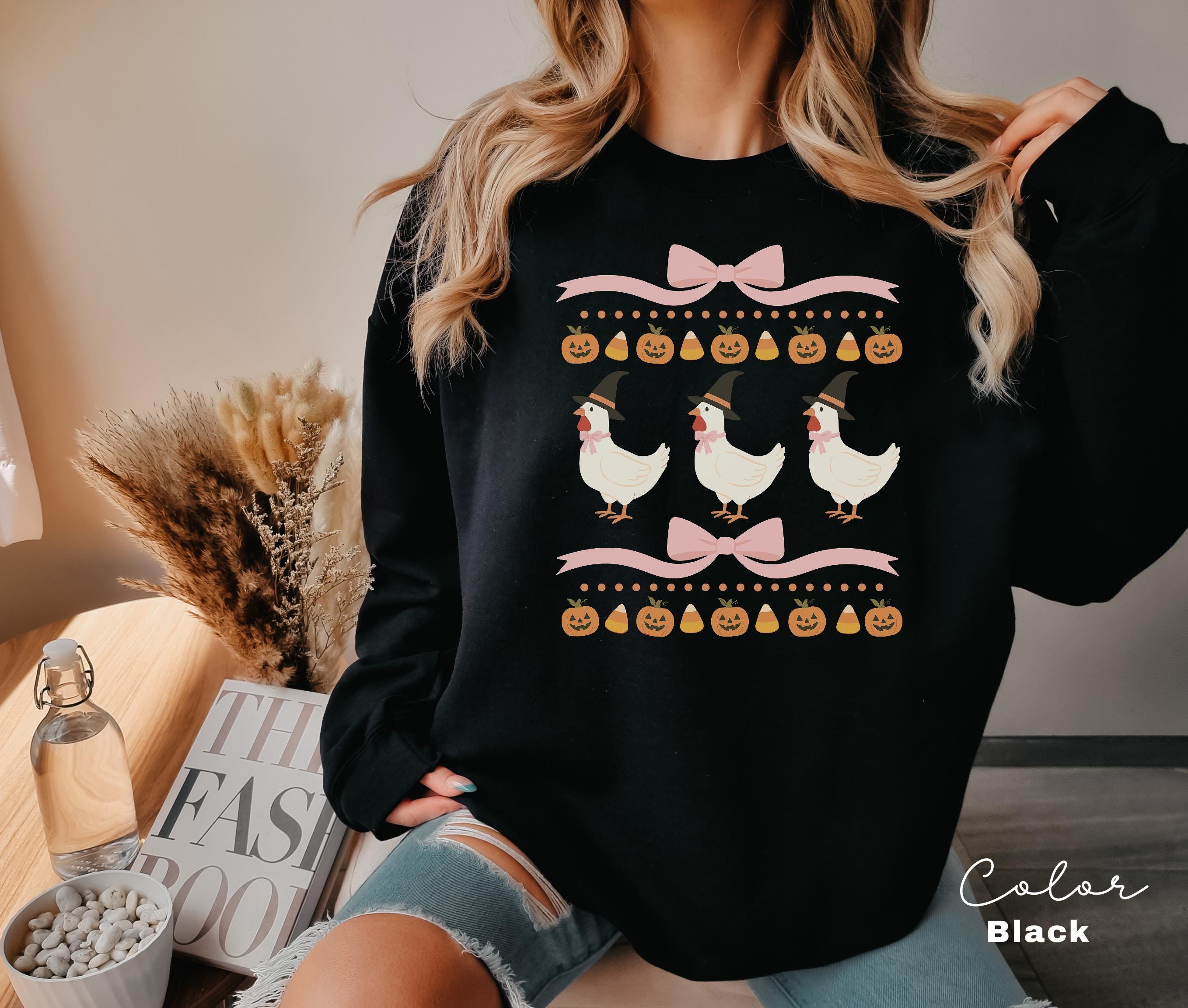 Halloween Chicken Bow Sweatshirt, Retro Chicken, Cottagecore Halloween, Witch Chicks, Funny Chicken, Farm Halloween, Country