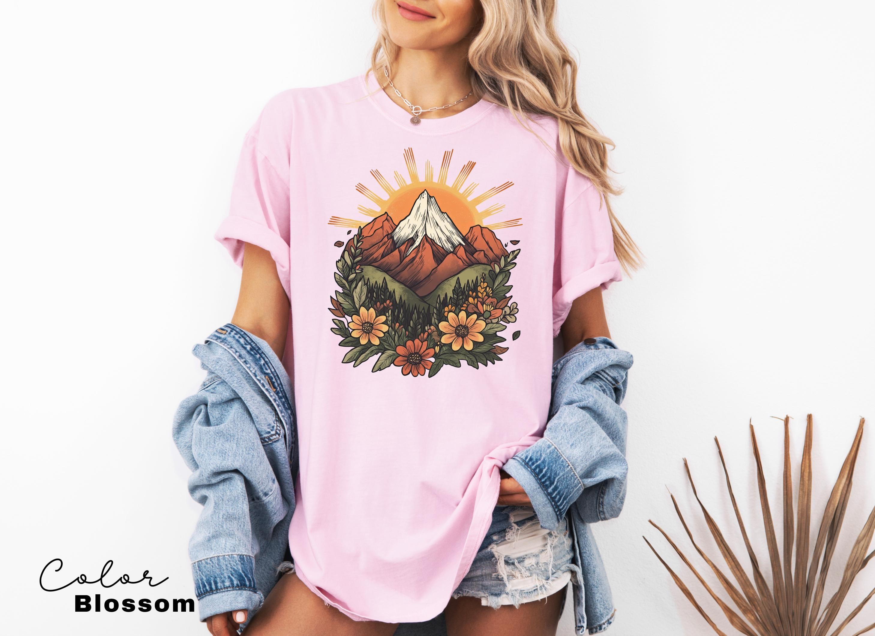 Mountain Nature Shirt, Nature Shirt, Comfort Colors, Mountain Shirt, Nature Hiking Shirt, Outdoor Lover Shirt, National Parks,boho nature