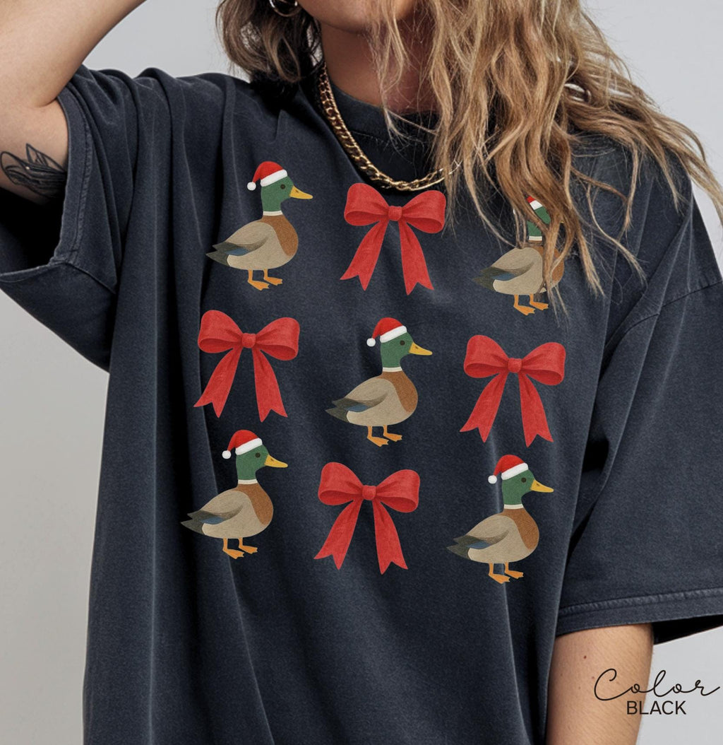 Christmas Duck Bow Shirt, Duck Christmas Shirt, Funny Christmas T-shirt, Cute Holiday Tee, Xmas Gift,