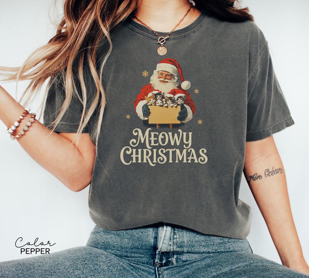 Retro Christmas Cat Santa Shirt, Meowy Christmas Gift, Merry Christmas Shirt, Womens Holiday t-shirt, Cat Lover Gift, Comfort Colors