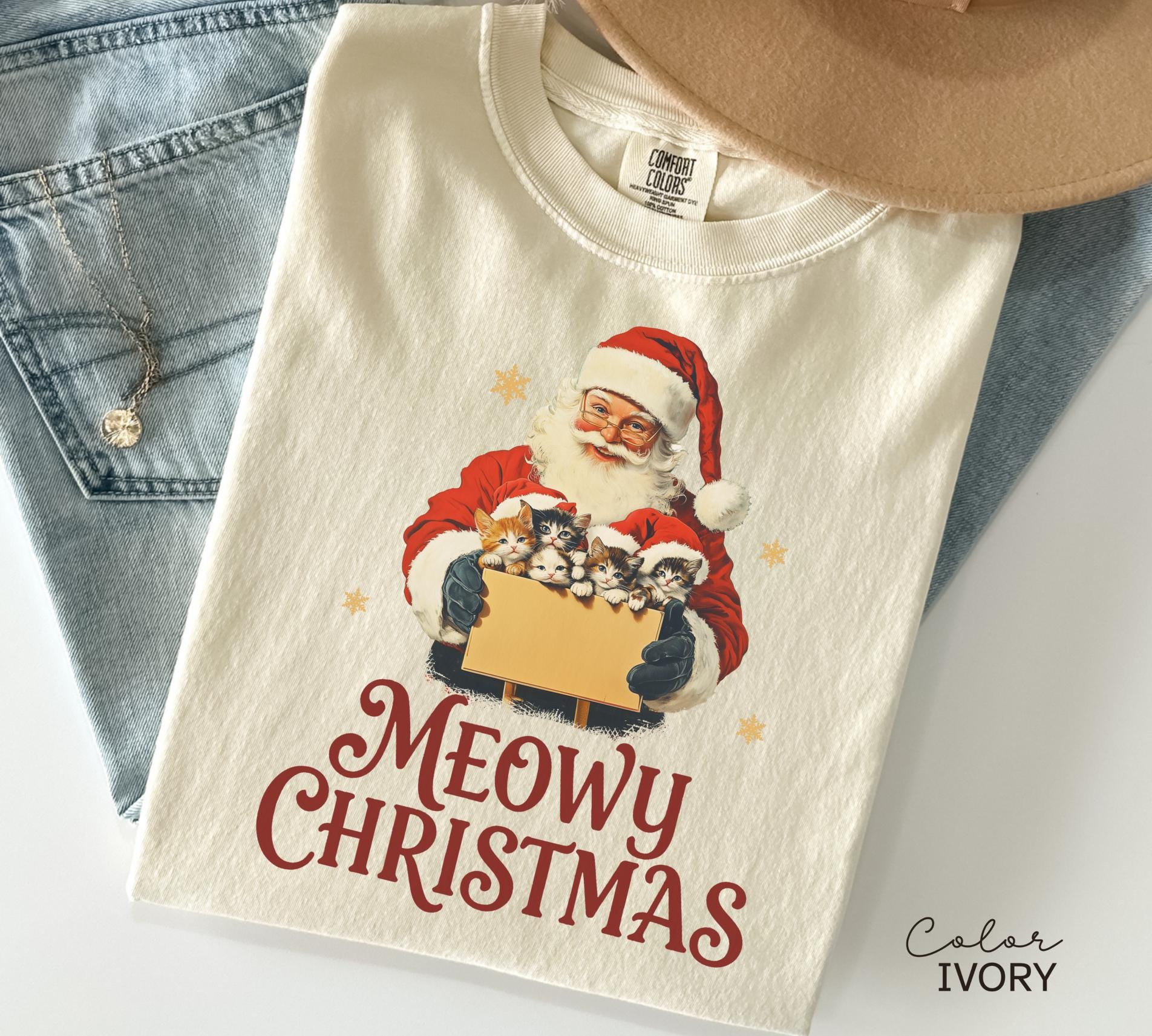 Retro Christmas Cat Santa Shirt, Meowy Christmas Gift, Merry Christmas Shirt, Womens Holiday t-shirt, Cat Lover Gift, Comfort Colors