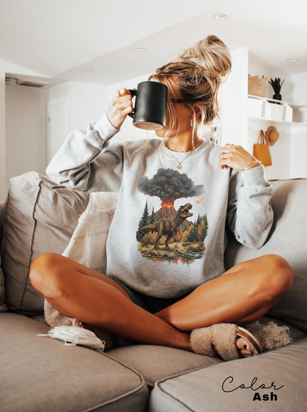 Vintage Jurassic Dinosaur 90s Graphic T-Shirt, Retro T-Rex Shirt, 90s Prehistoric Graphic Tee, Dino Sweatshirt, Nostalgia Nature Gift