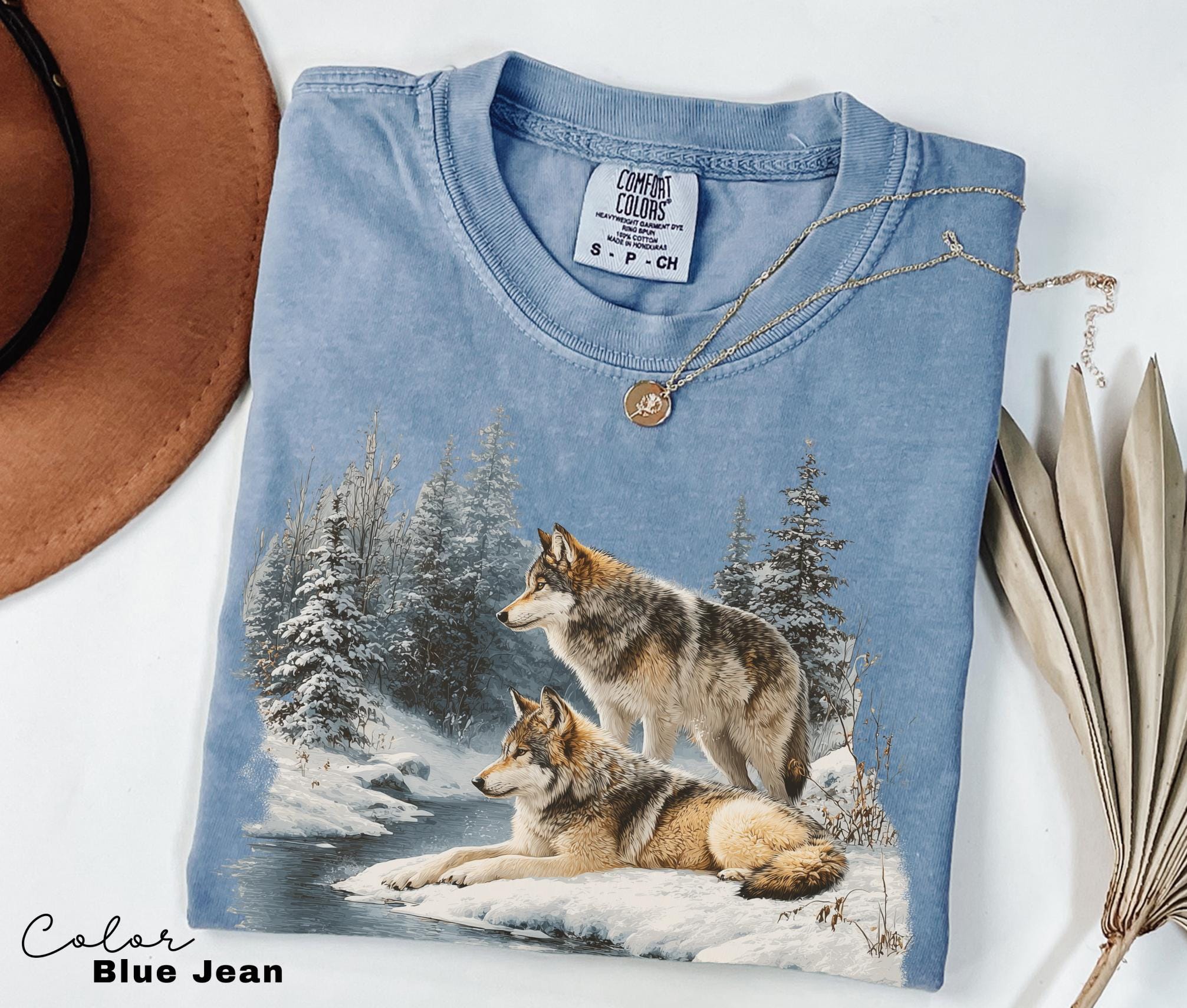 Retro Wolf 90s Sweatshirt, Vintage Nature Wildlife Forest Crewneck