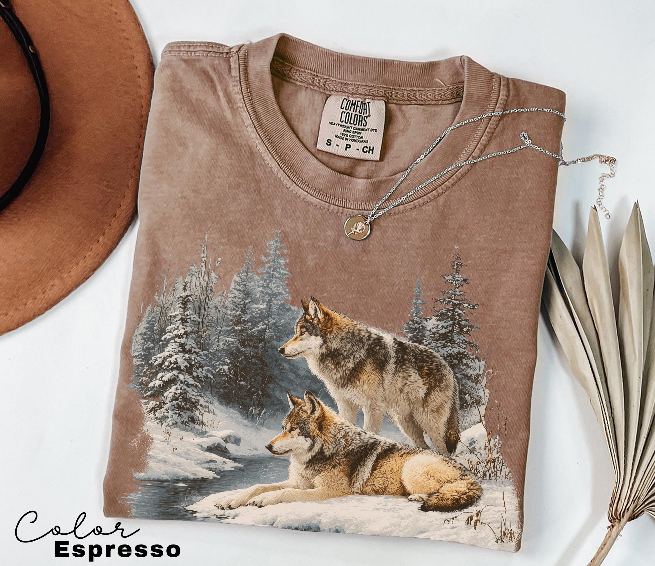 Retro Wolf 90s Sweatshirt, Vintage Nature Wildlife Forest Crewneck