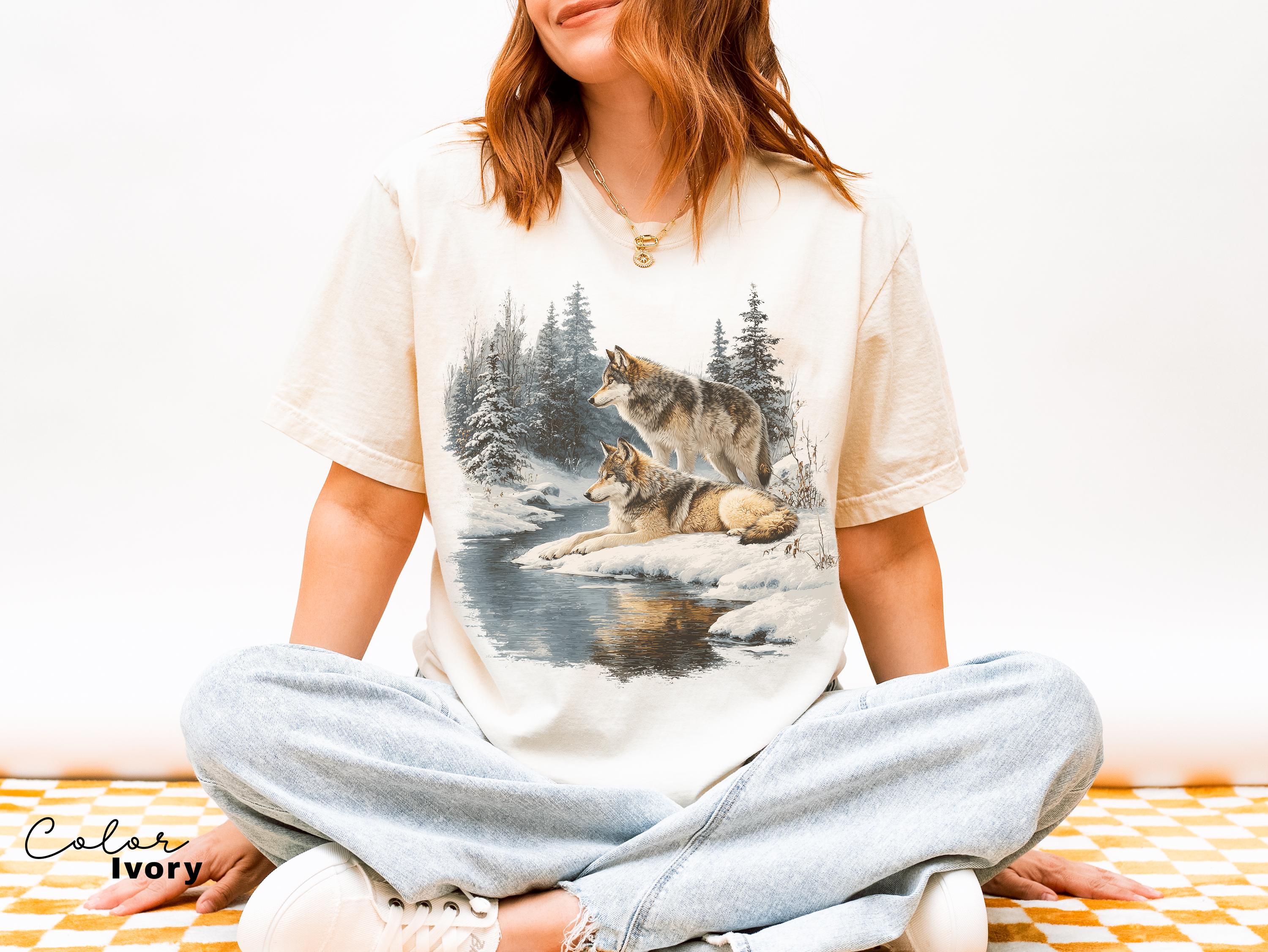 Retro Wolf 90s Sweatshirt , Nature Vintage Wildlife Forest Crewneck, Boho Unisex Cabincore Crewneck Cozy Season Rustic Wolves, Nostalgia
