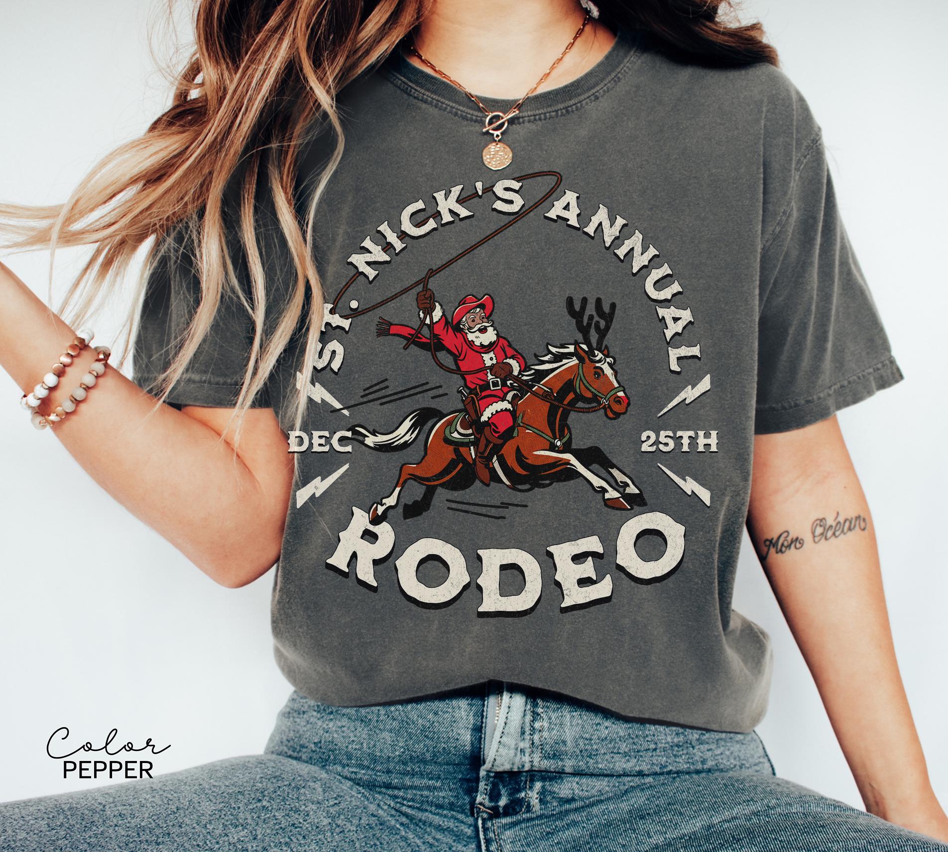 St. Nick's Rodeo Santa Western Roping Christmas Shirt, Vintage Country Christmas T-shirt, Retro Western