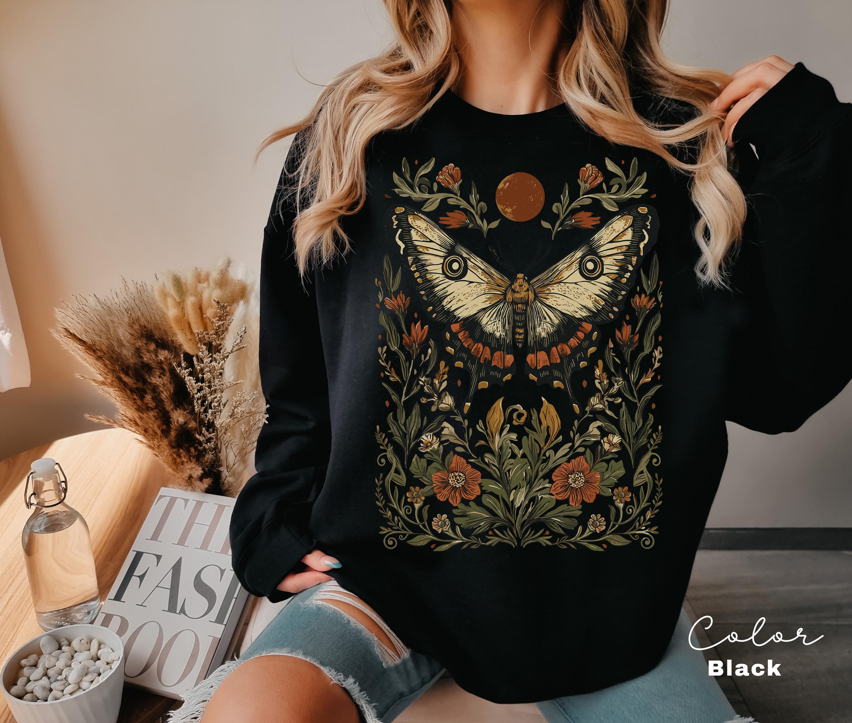 Luna Moth Shirt Sweatshirt, Dark Cottagecore, Gothic Dark Academia, Nature Lover Sweatshirt, Forestcore, Floral Crewneck