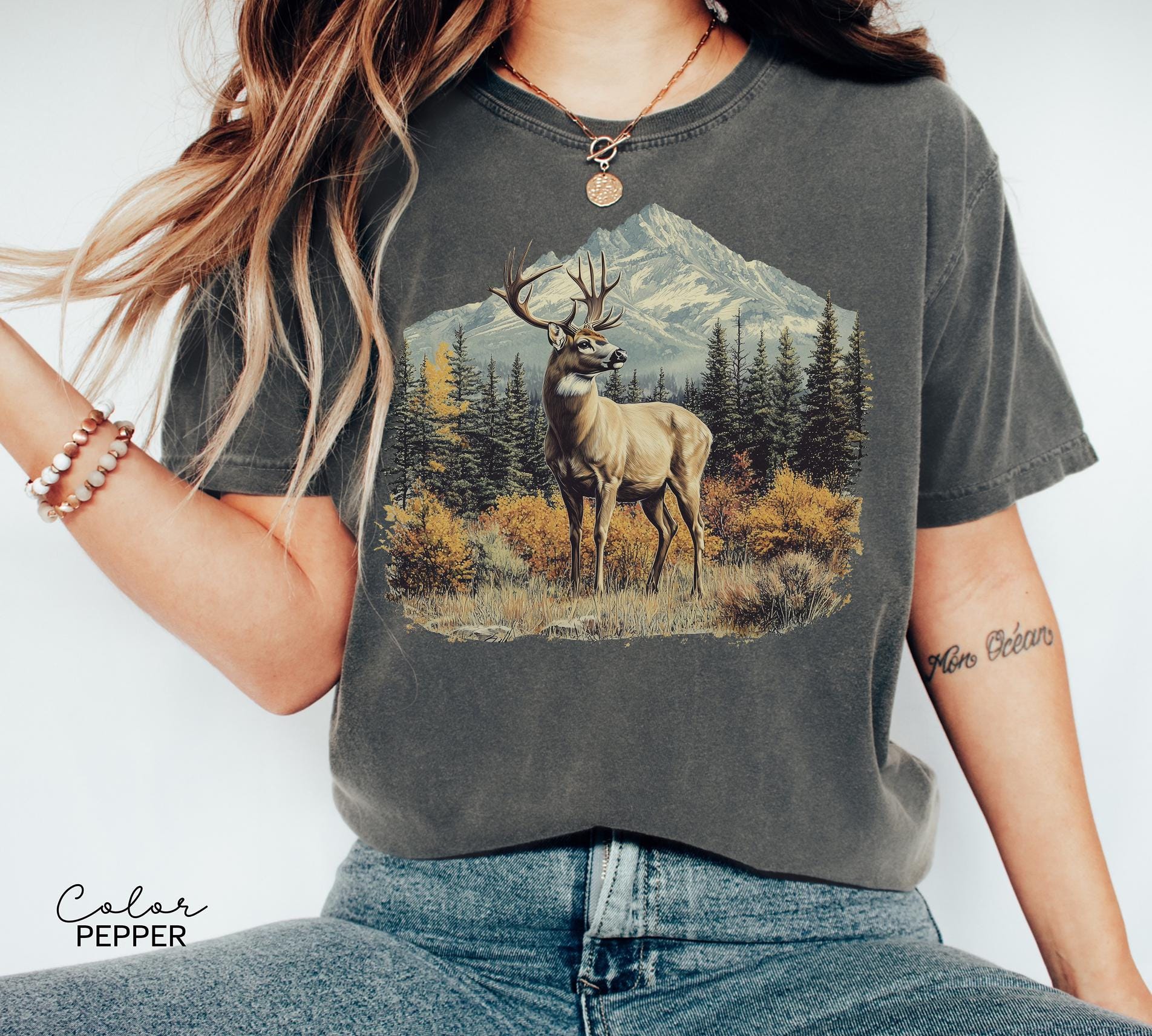 Retro Deer Sweatshirt, Vintage Fall Hunter Scene Crewneck