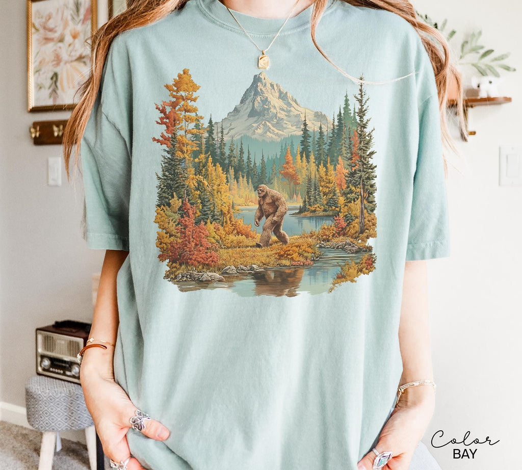 Big Foot Retro Nature Sweatshirt, 90s Nature Crewneck