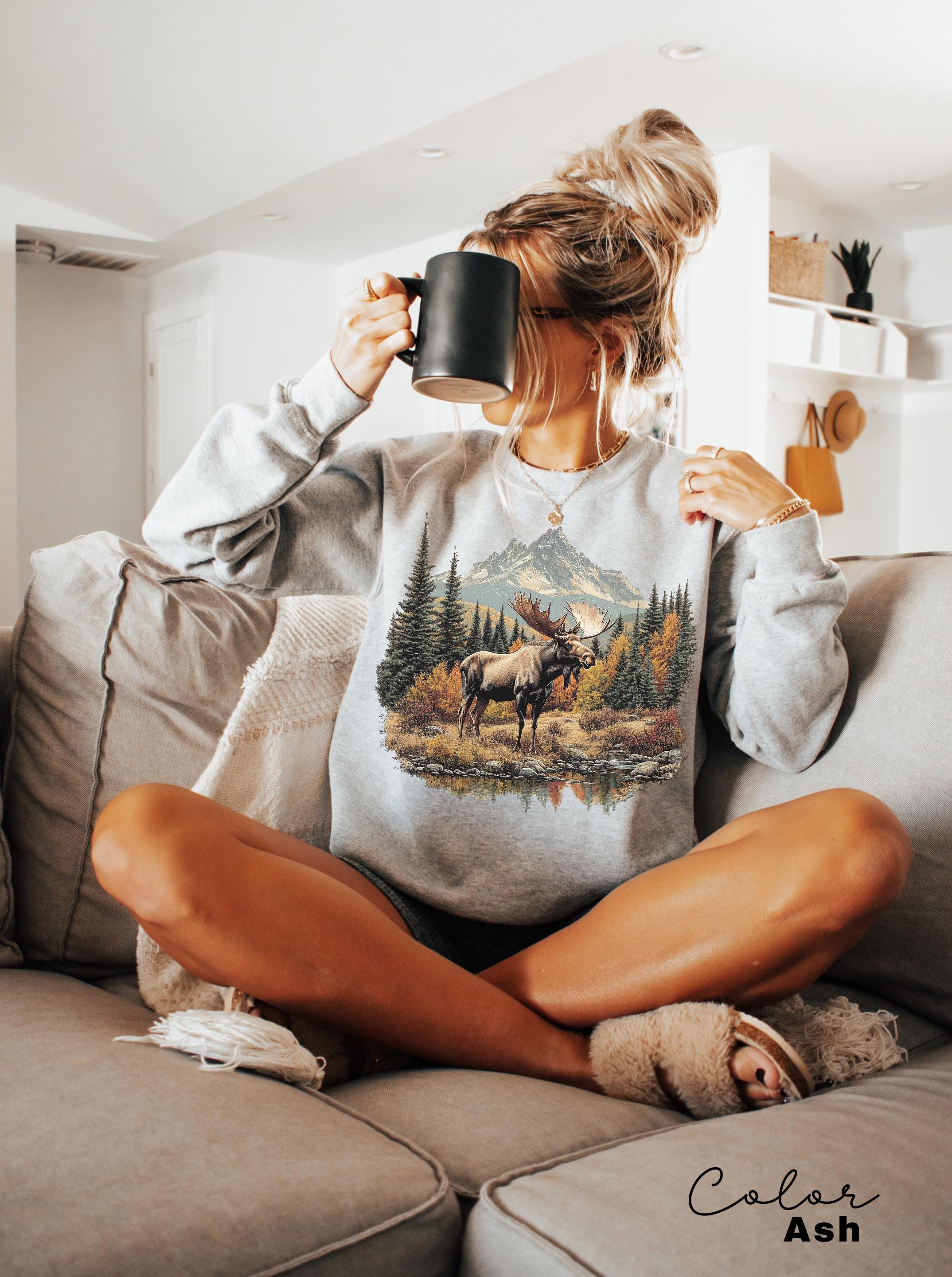 Moose Sweatshirt, Retro Nature Shirt, 90s Forest Nature, Americana Nostalgia Moose Crewneck, Nature Camping