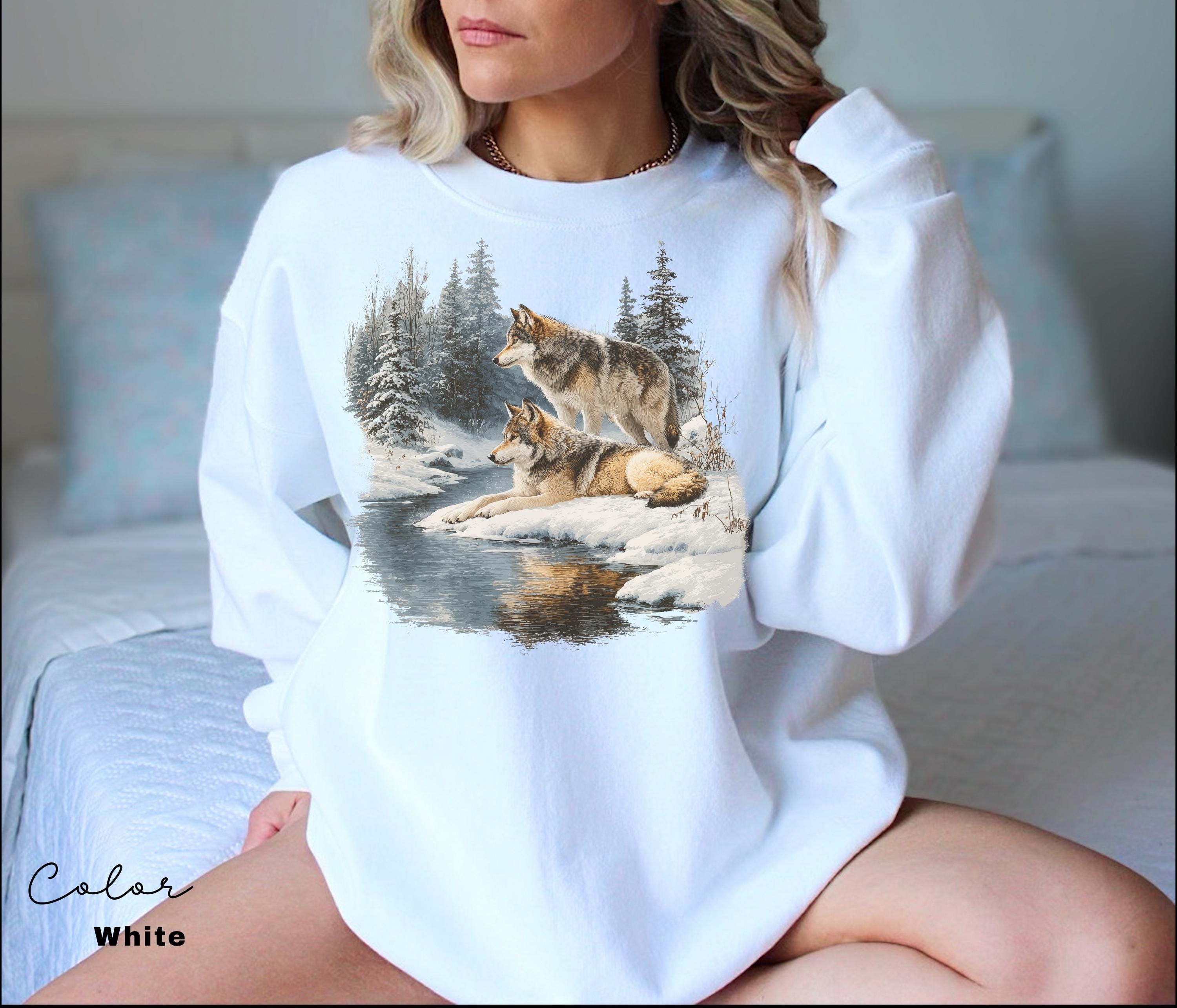 Retro Wolf 90s Sweatshirt , Nature Vintage Wildlife Forest Crewneck, Boho Unisex Cabincore Crewneck Cozy Season Rustic Wolves, Nostalgia