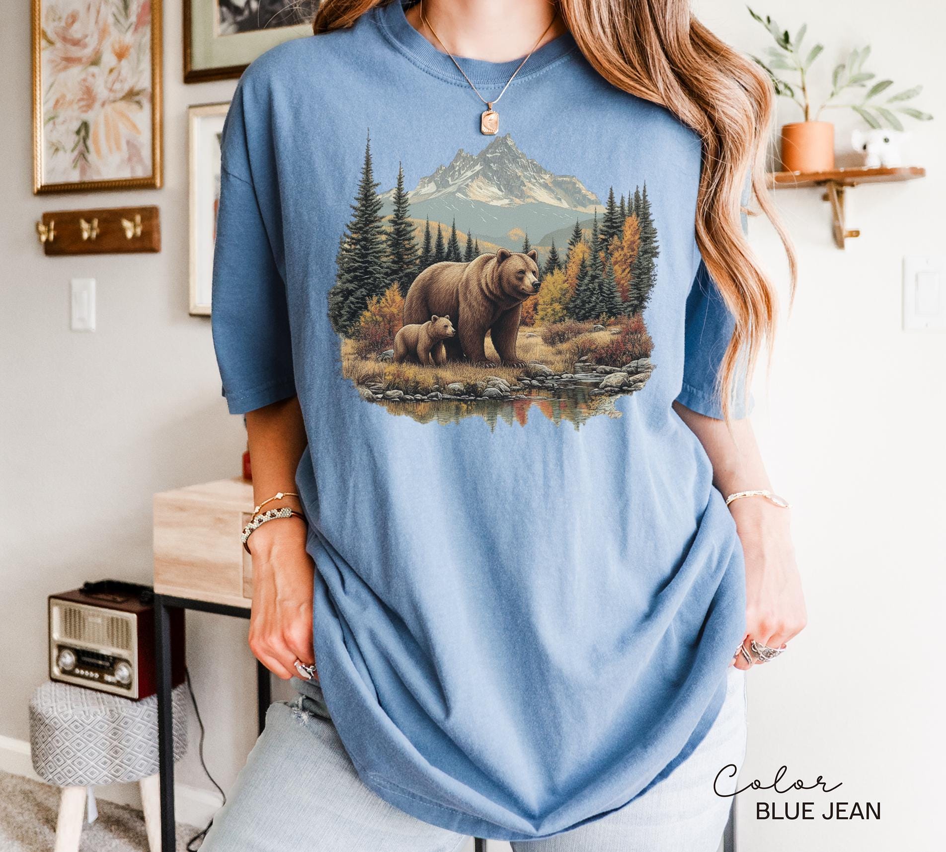 Retro Bear Sweatshirt, Vintage Fall Hunter Scene Crewneck