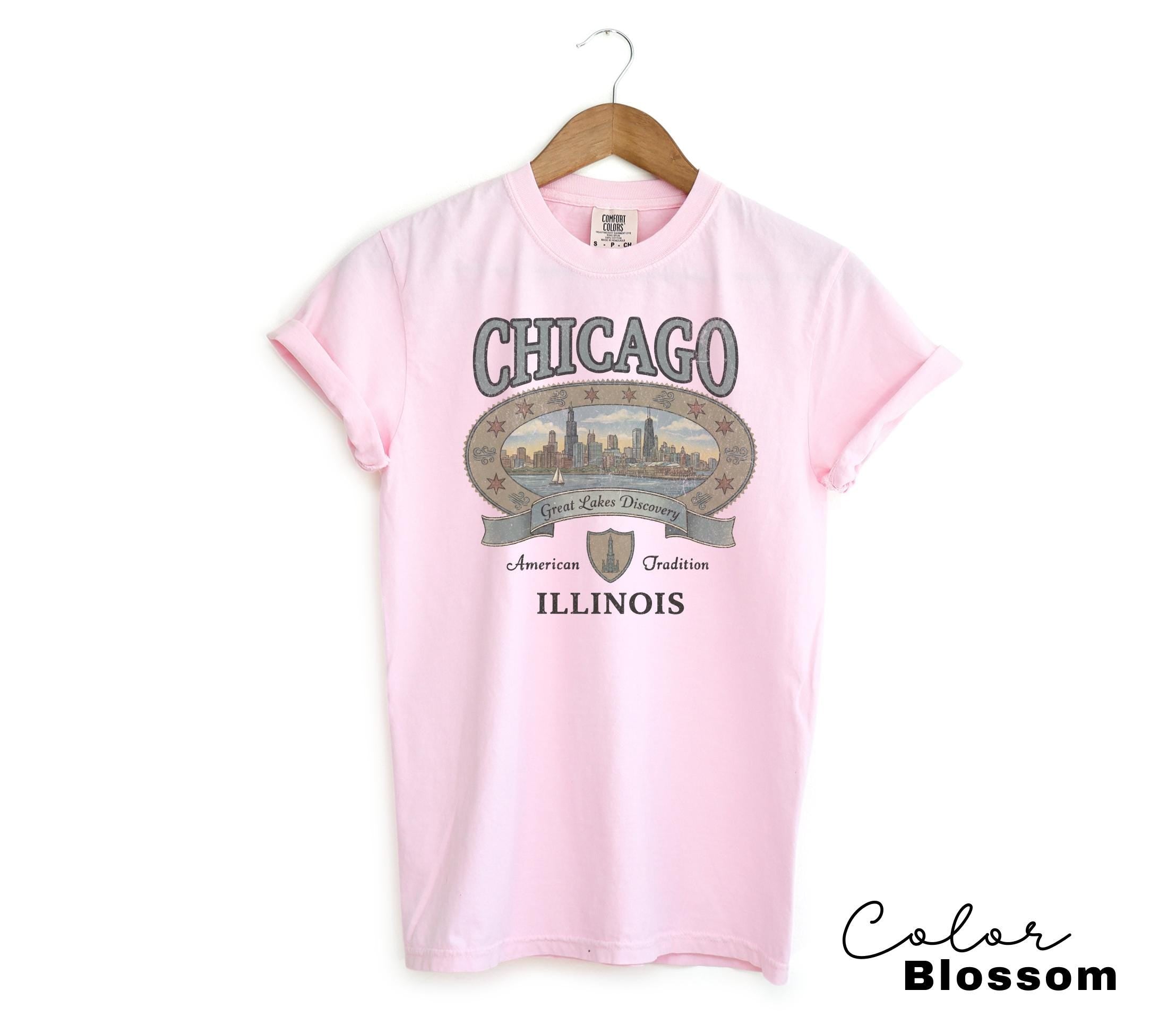 Retro Chicago Shirt 90s Style, Vintage Style Chicago T-Shirt, Retro Travel Shirt, Illinois Sweatshirt, Vacation Travel Shirt, Nostalgic