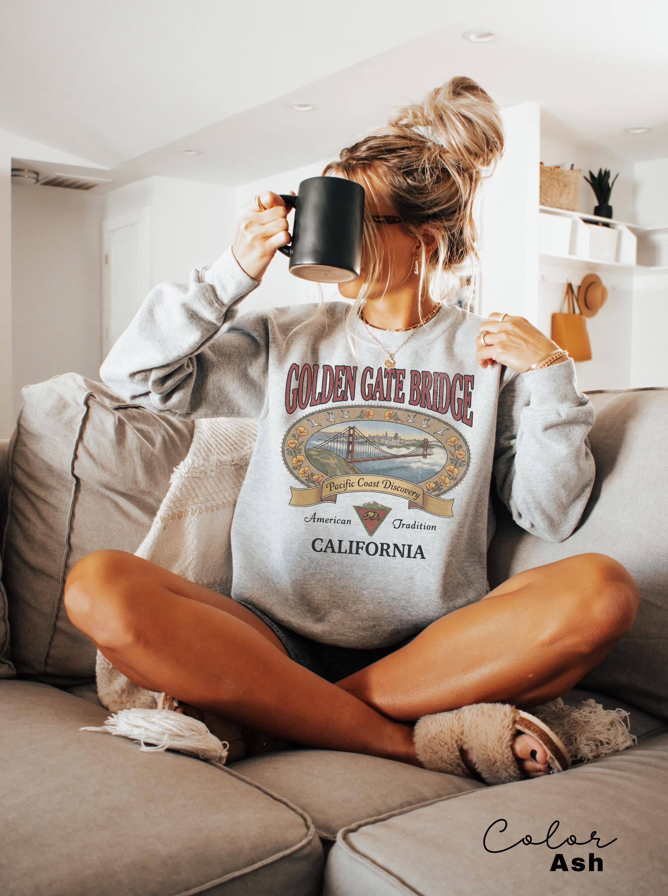 Retro California Shirt 90s Style, Vintage Style California T-Shirt, Retro Travel Shirt, Golden Gate Bridge, Vacation Shirt,