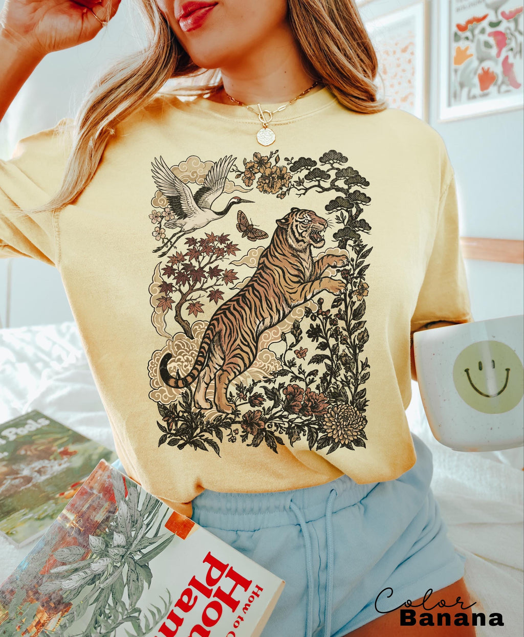 Retro Tiger T-Shirt, Animal Gift for Tiger Lover, Wild Cat Sweatshirt, Linocut Style, Boho, Cottagecore