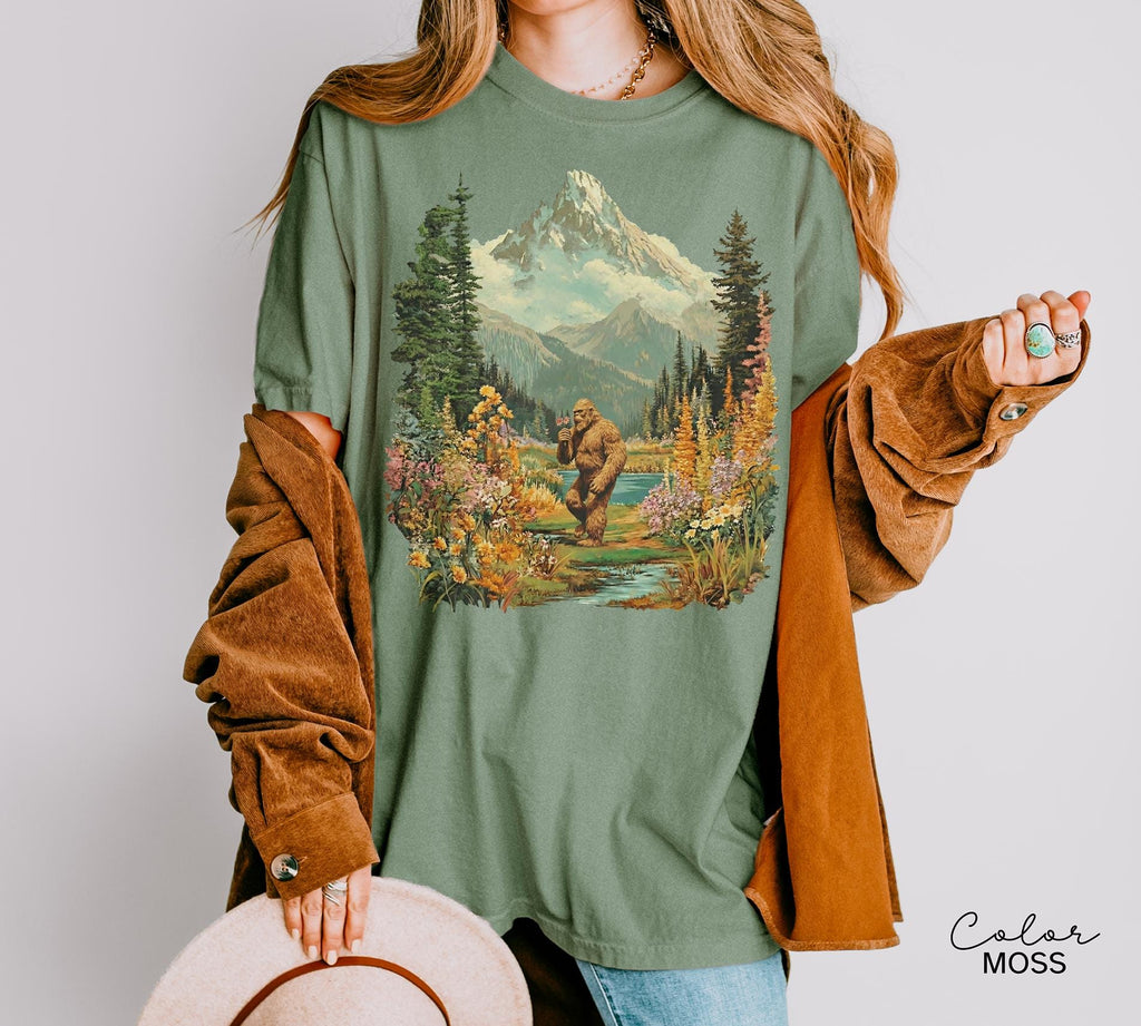 Big Foot Retro Nature Sweatshirt, 90s Style Crewneck Shirt