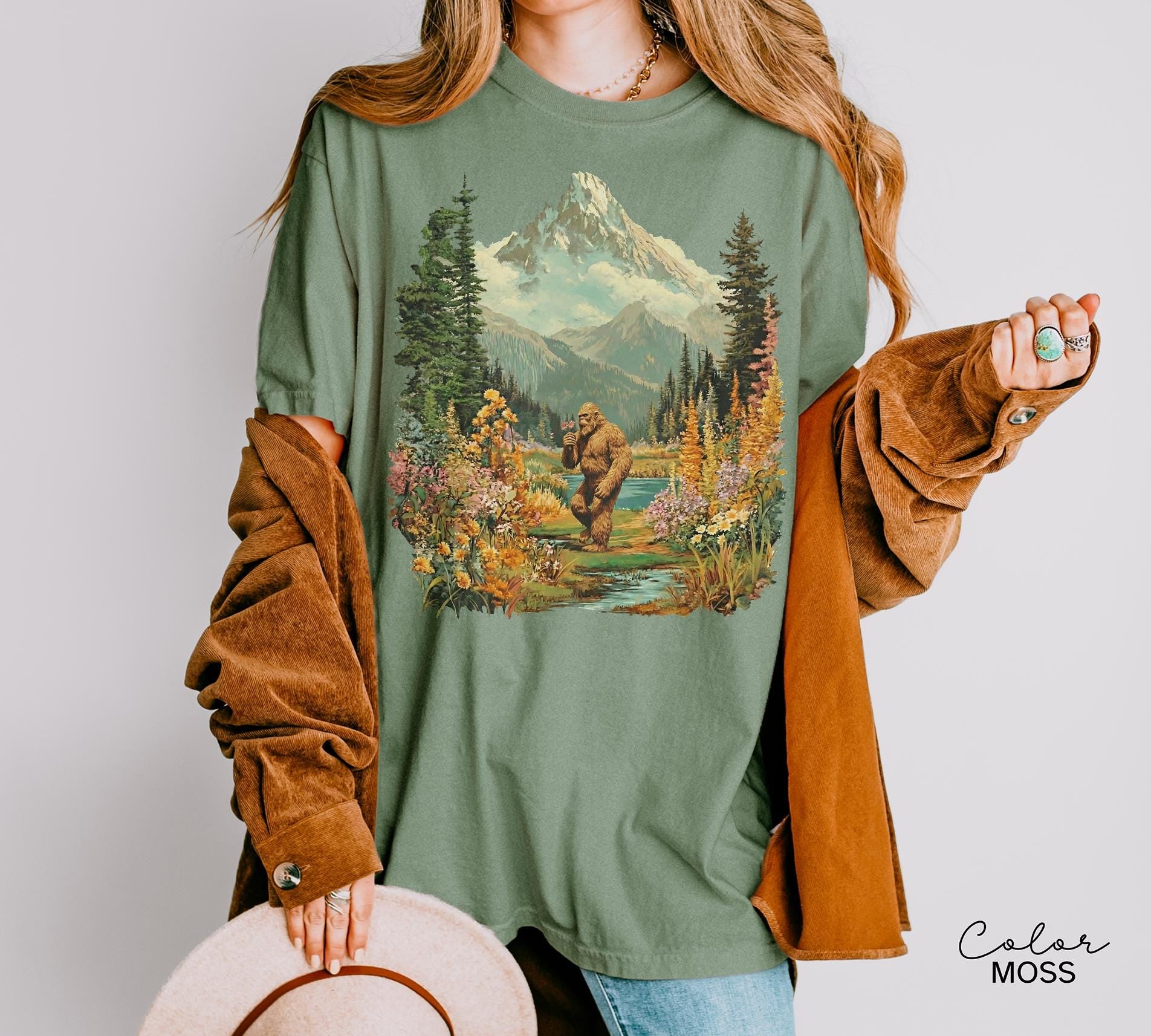 Big Foot Retro Nature Sweatshirt, 90s Style Crewneck Shirt
