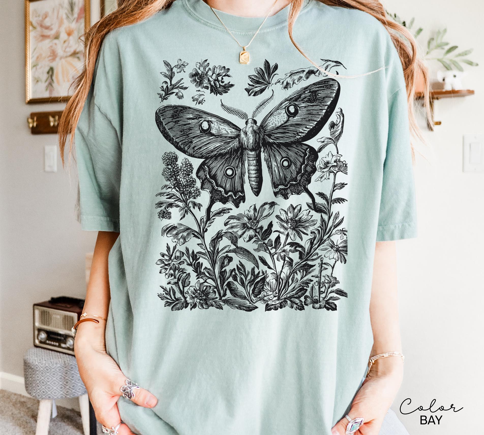 Vintage Oversized Comfort Colors Moth Sweatshirt, Cottagecore Nature Tee